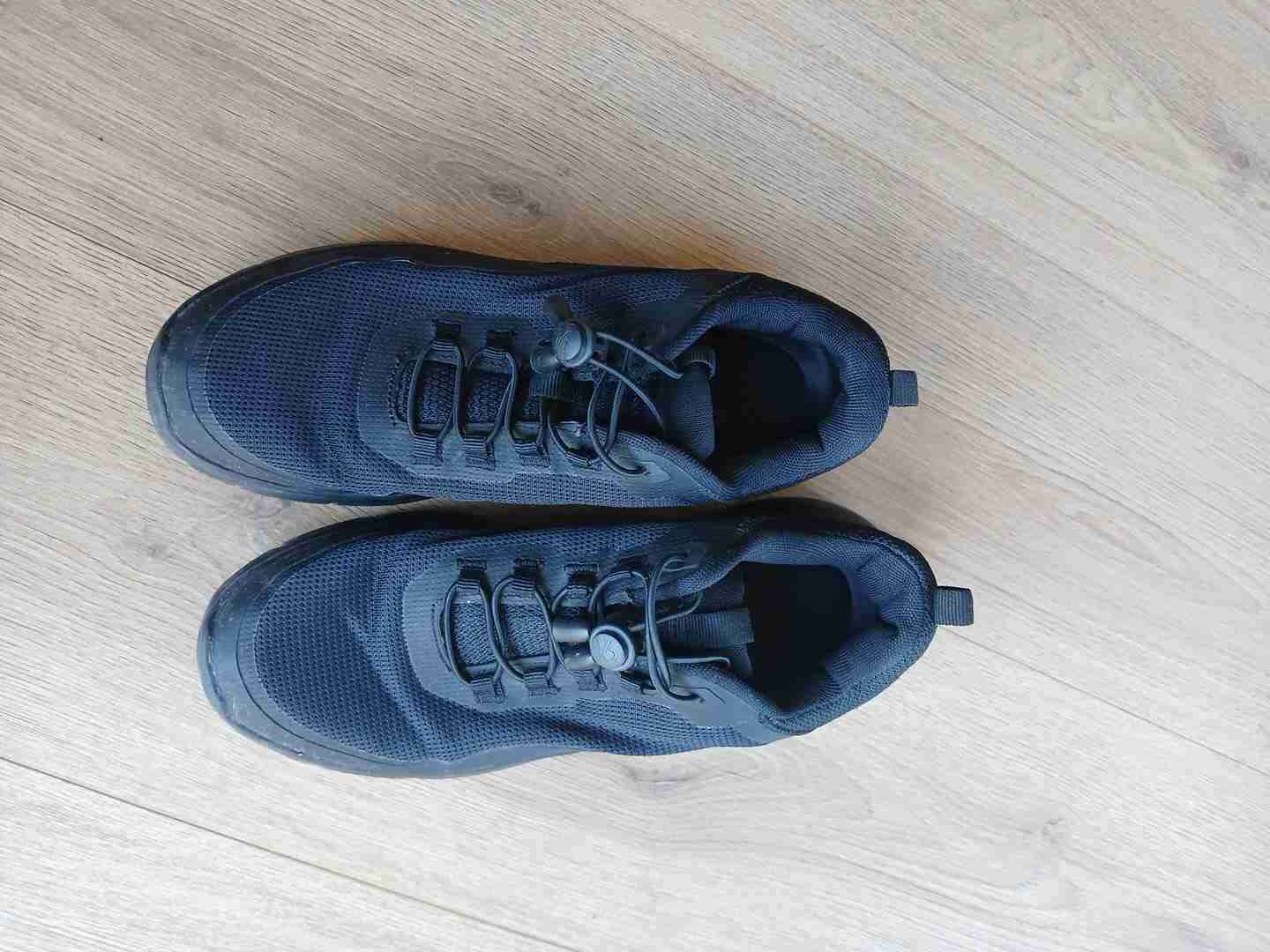 Zapatillas negras deportivas - miniatura 3