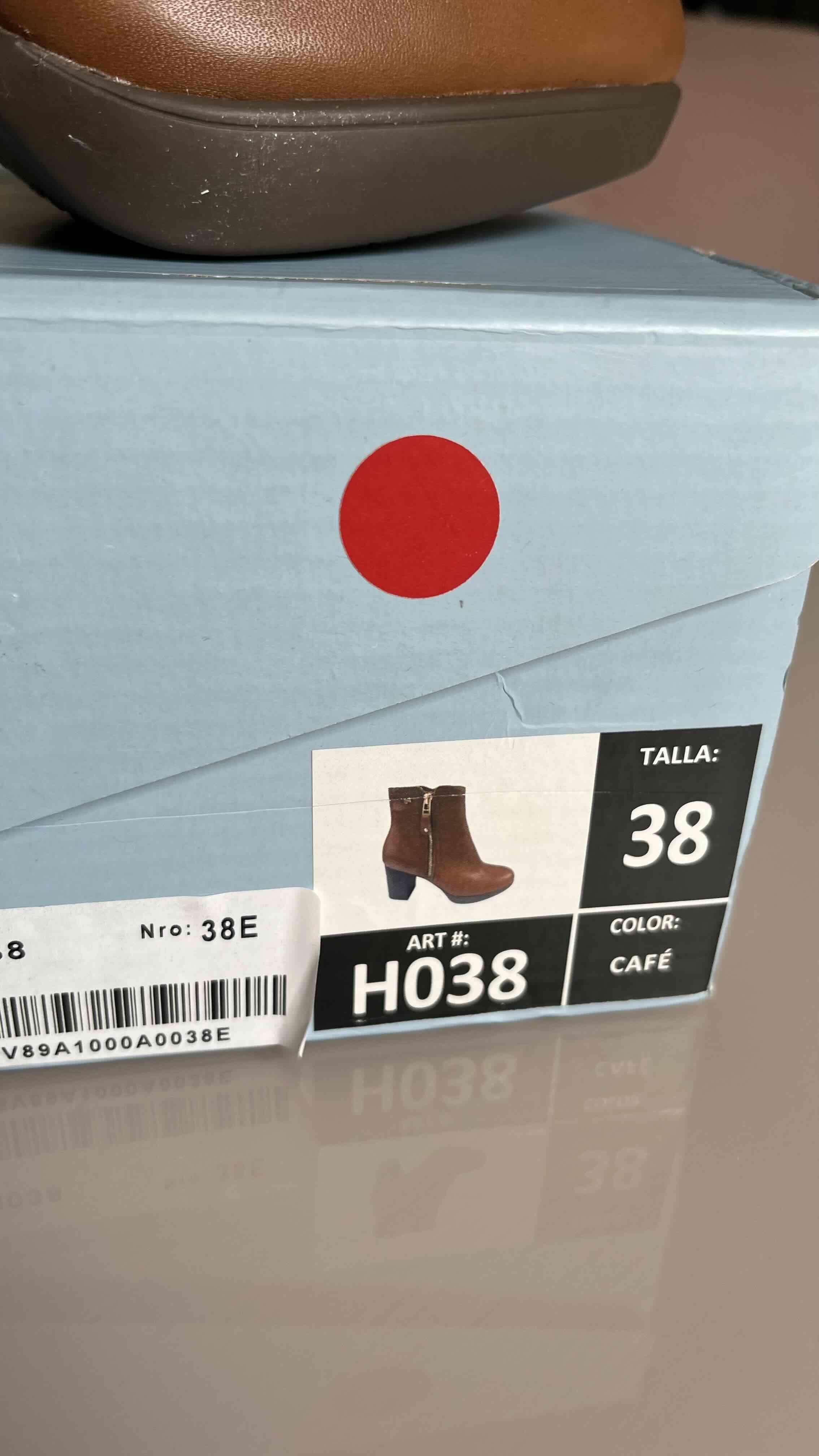 Botines marrones de cuero con tacón - miniatura 3