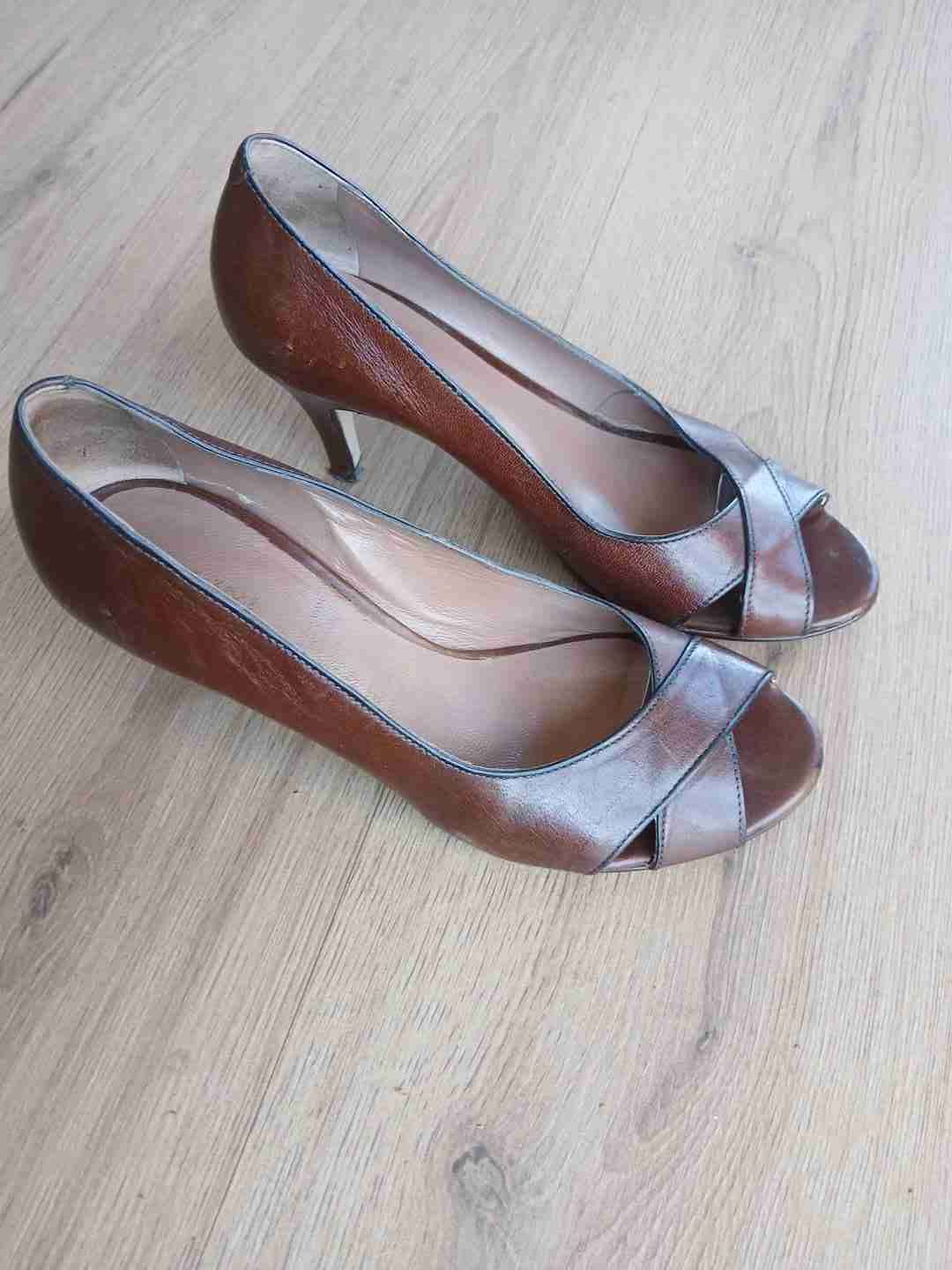 Zapatos de cuero marrón - miniatura 2