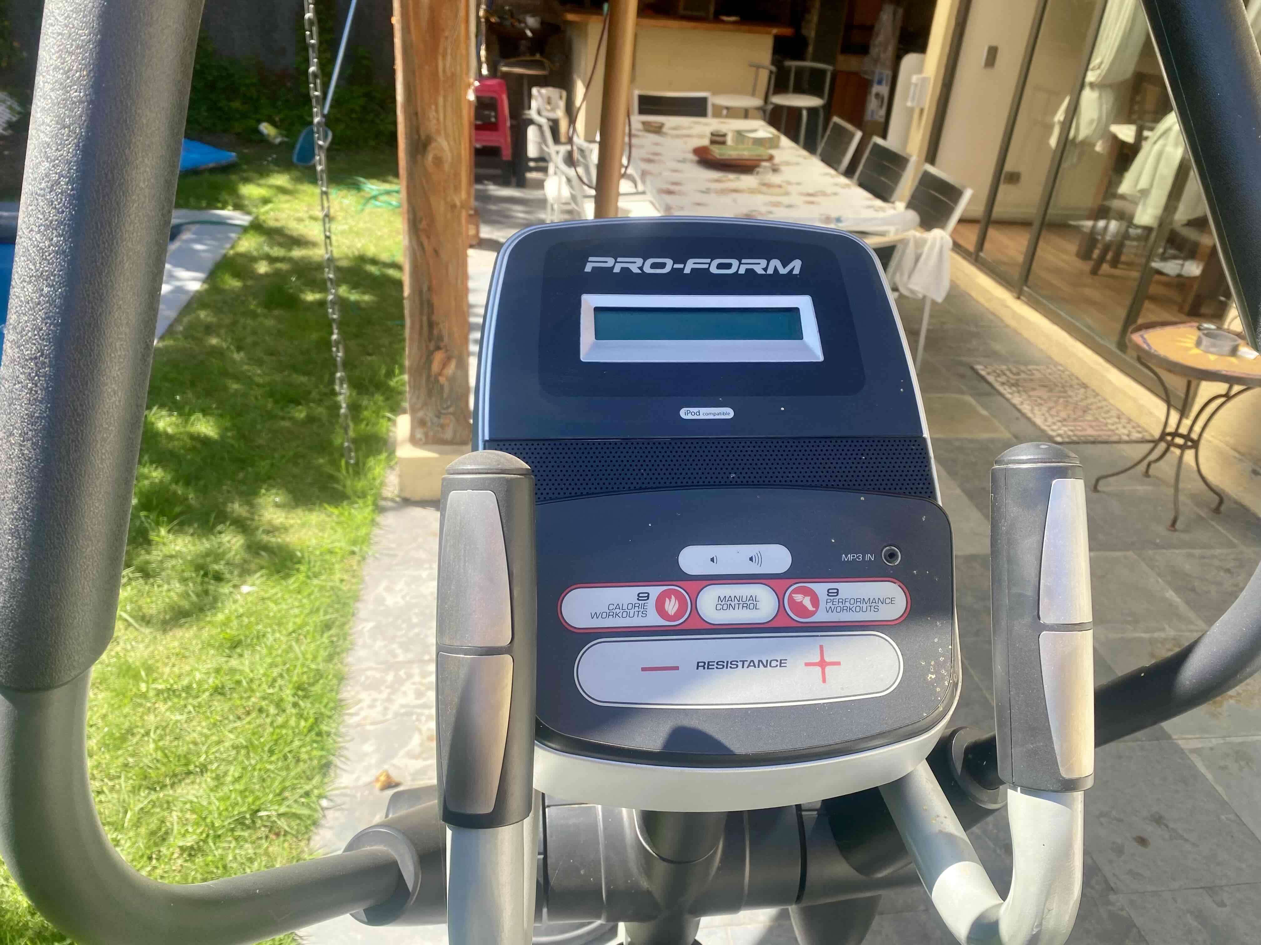 Maquina Elíptica PROFORM SMART STRIDER 559 - miniatura 4