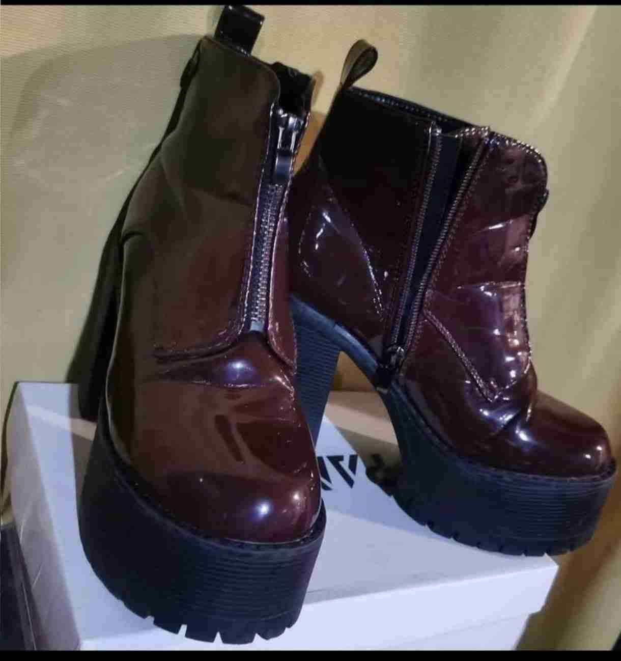 Botas burdeos con plataforma N.36 forradas - miniatura 2