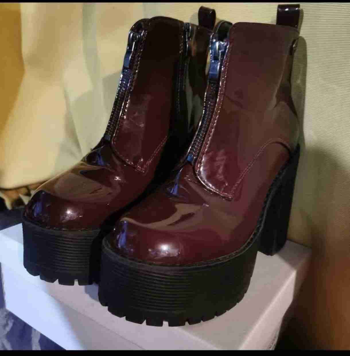 Botas burdeos con plataforma N.36 forradas - miniatura 4