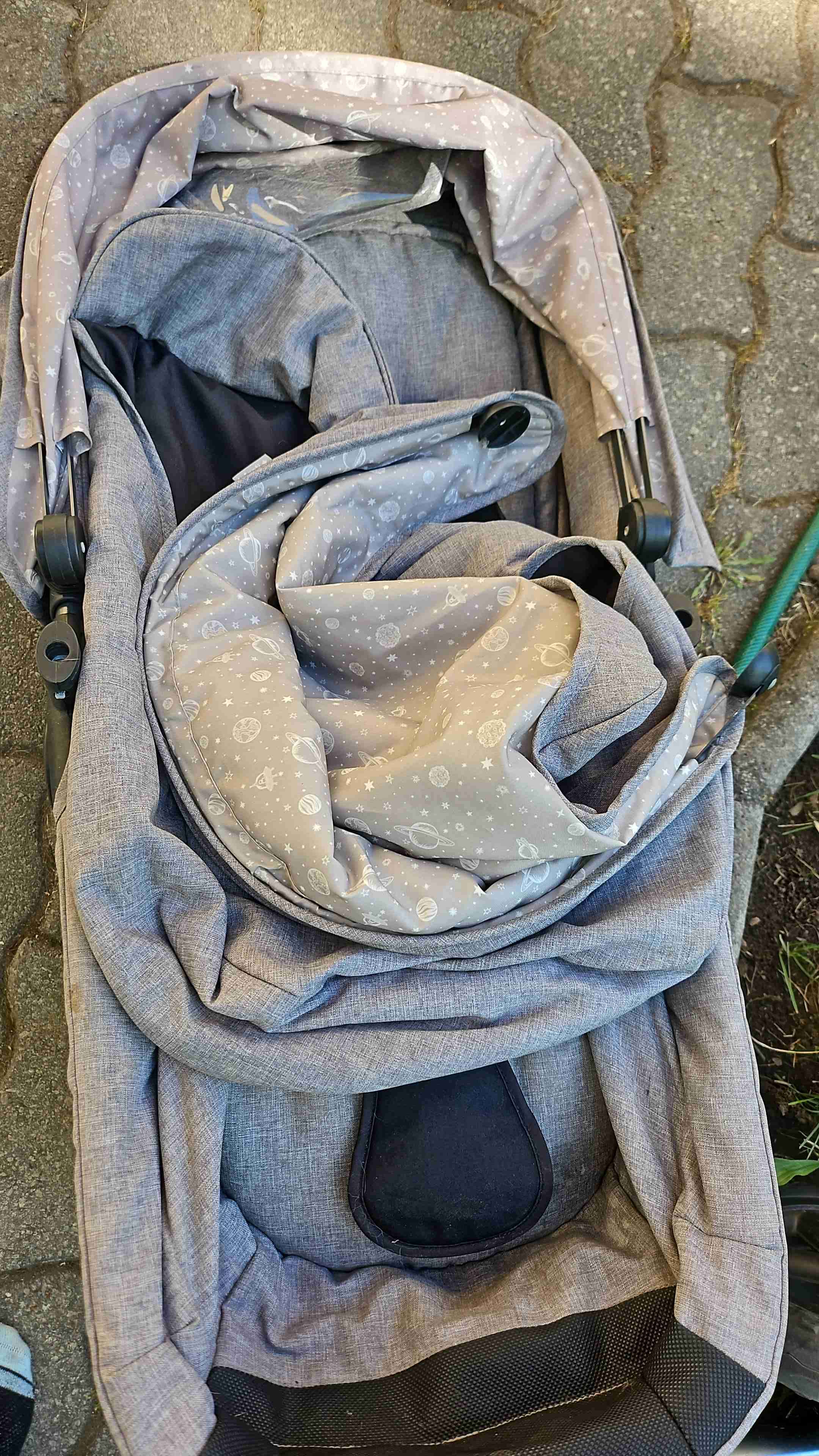 Coche para bebé gris plegable - miniatura 6