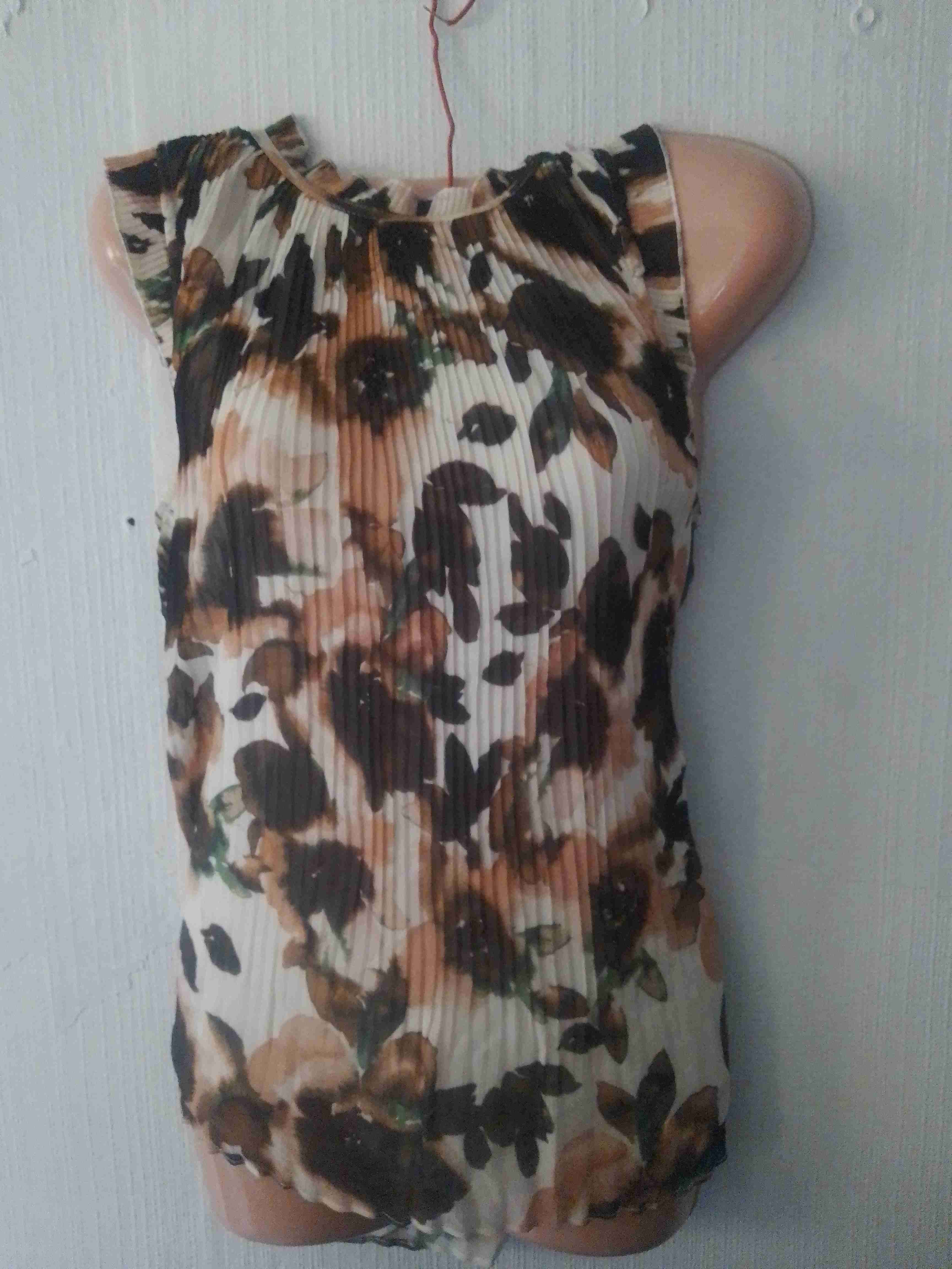 Blusa floral de manga larga - miniatura 2