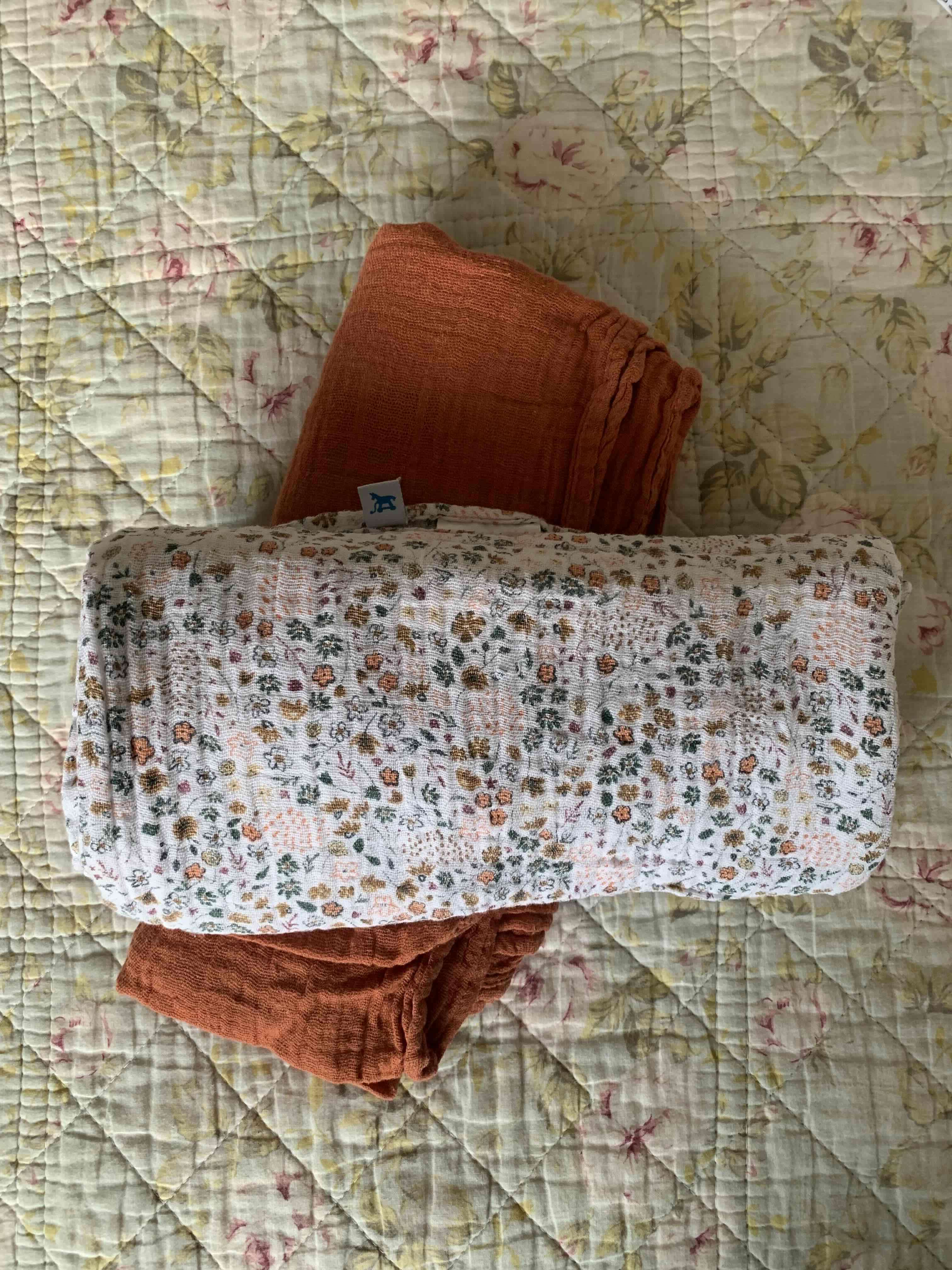 Frazada floral y rustica