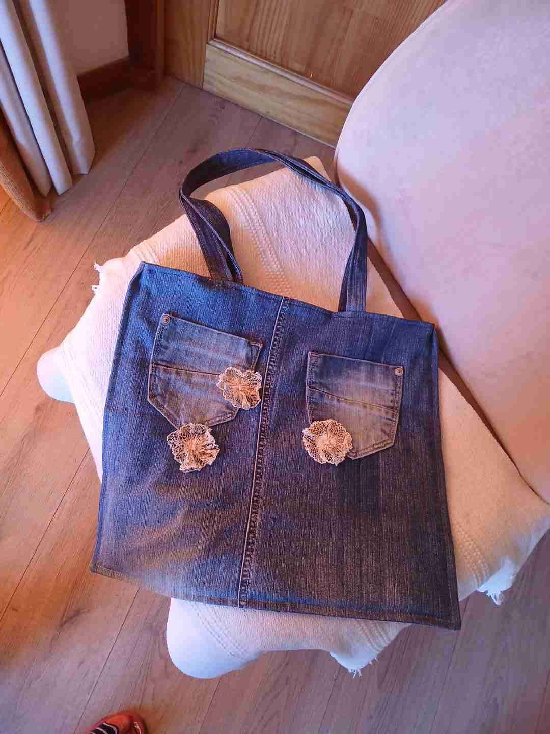 Bolso de mezclilla con flores - miniatura 3