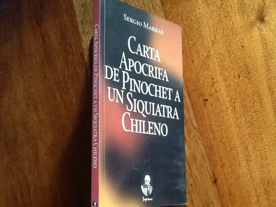 Libro 'Carta Apócrifa de Pinochet'