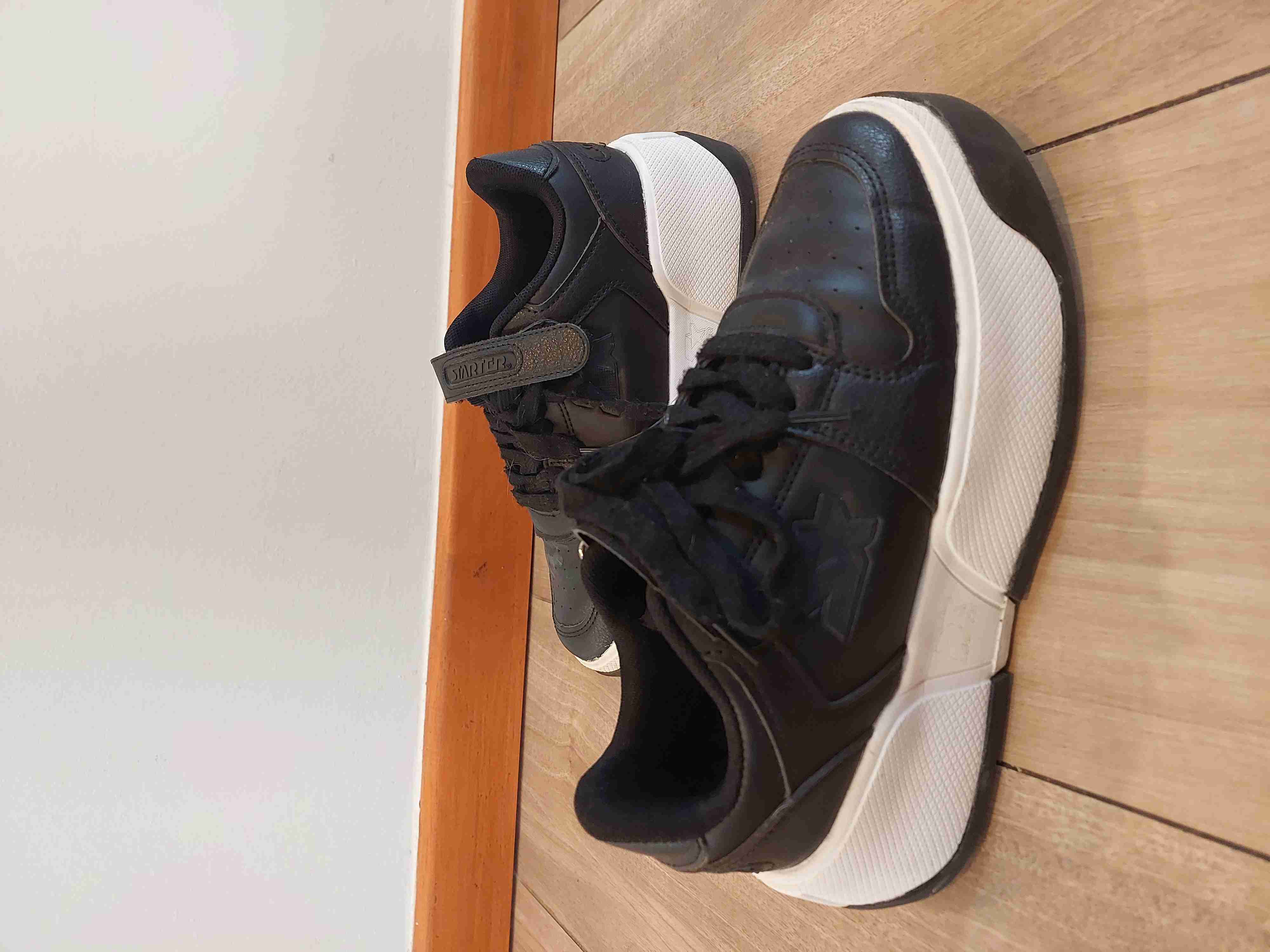 Zapatillas negras deportivas - miniatura 2