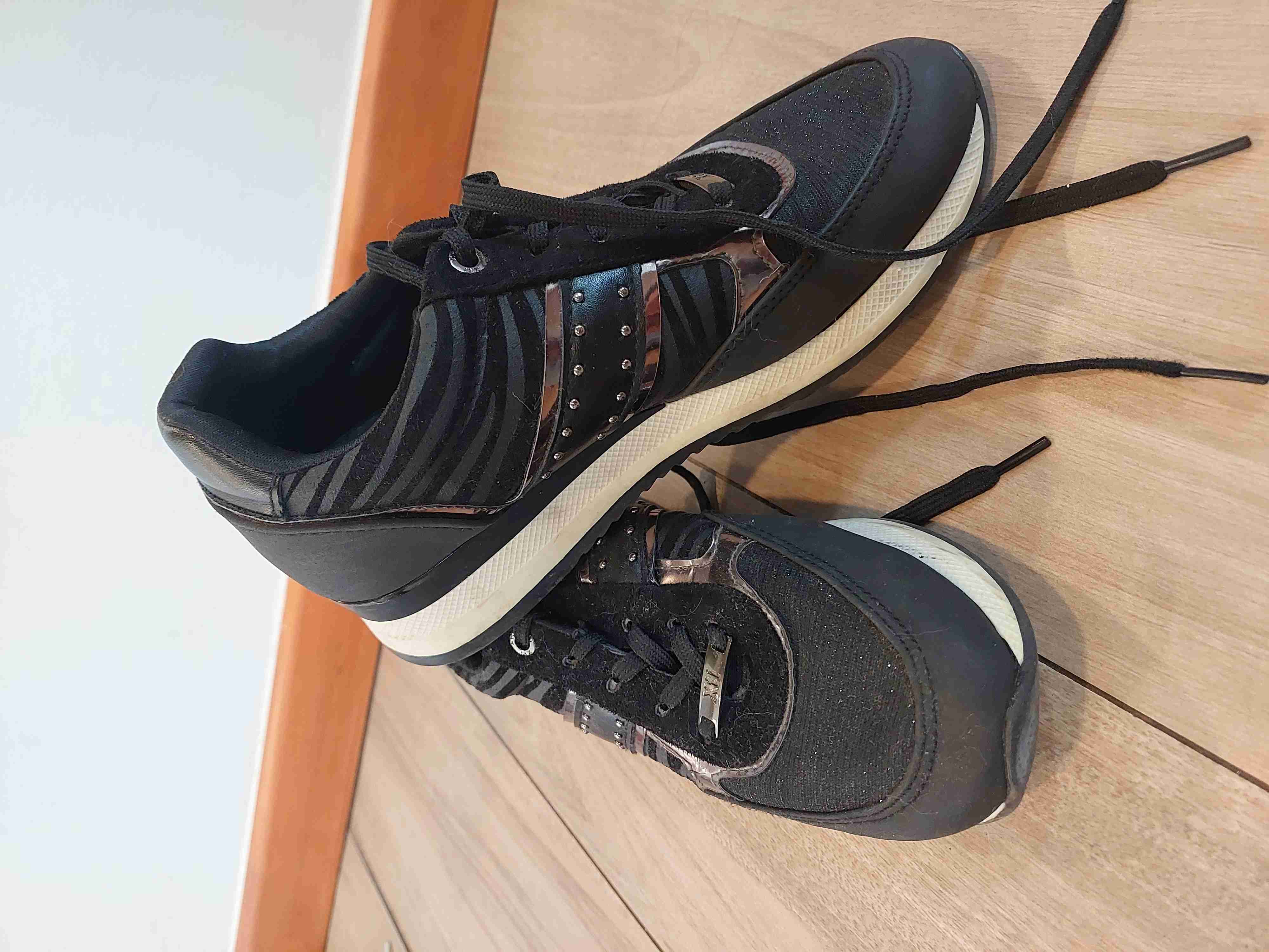 Zapatillas deportivas negras - miniatura 2