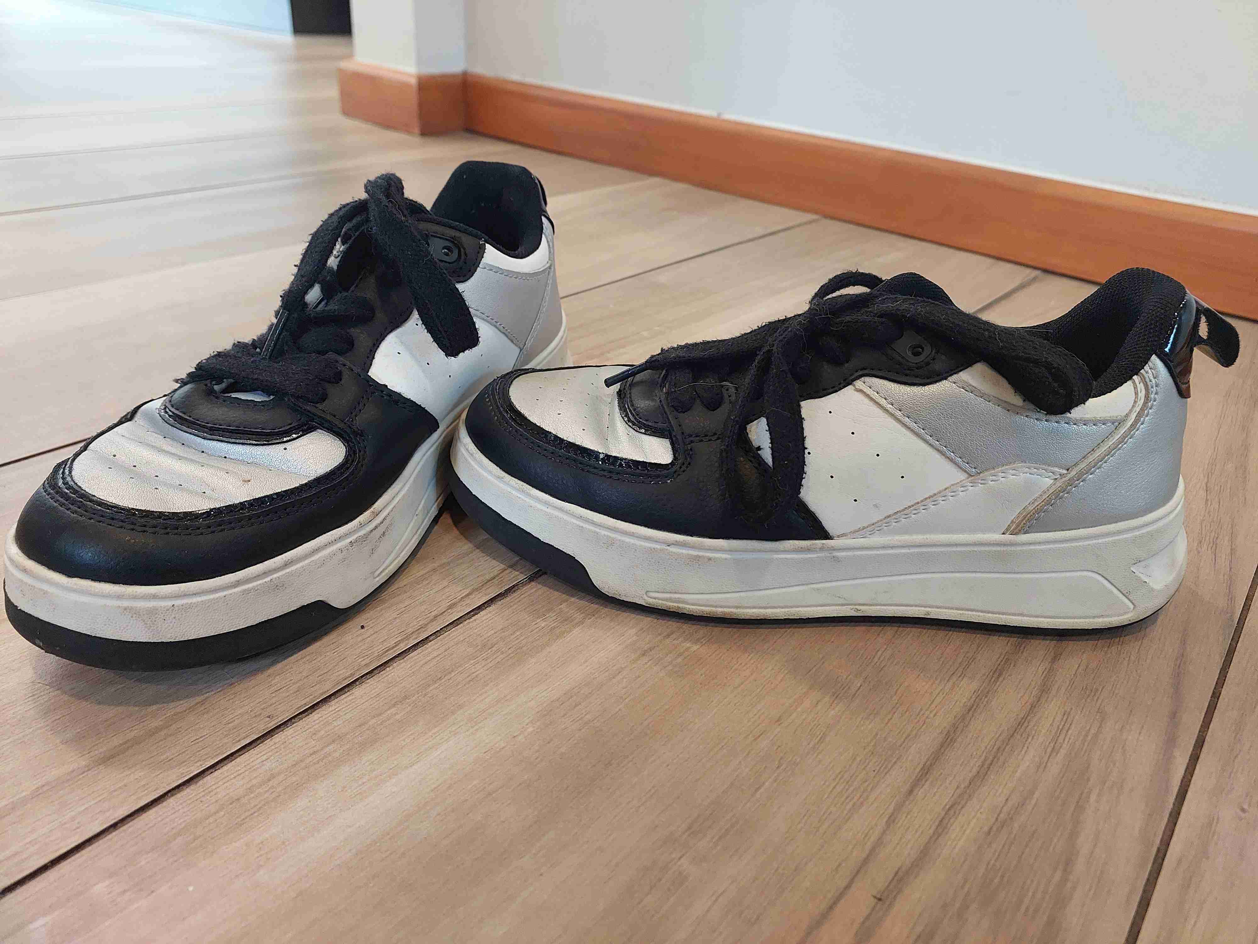 Zapatillas deportivas bicolor - miniatura 1