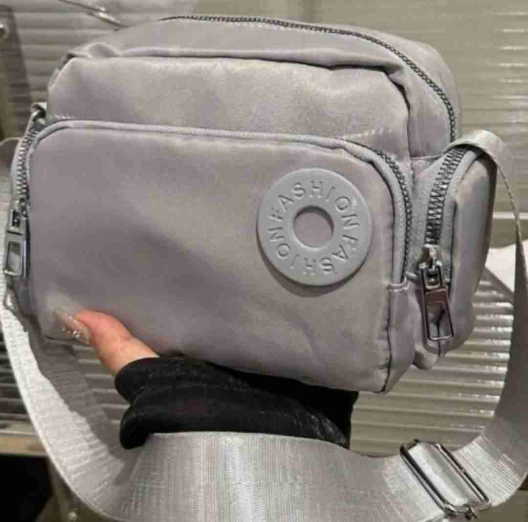 Bandolera gris deportiva - 1