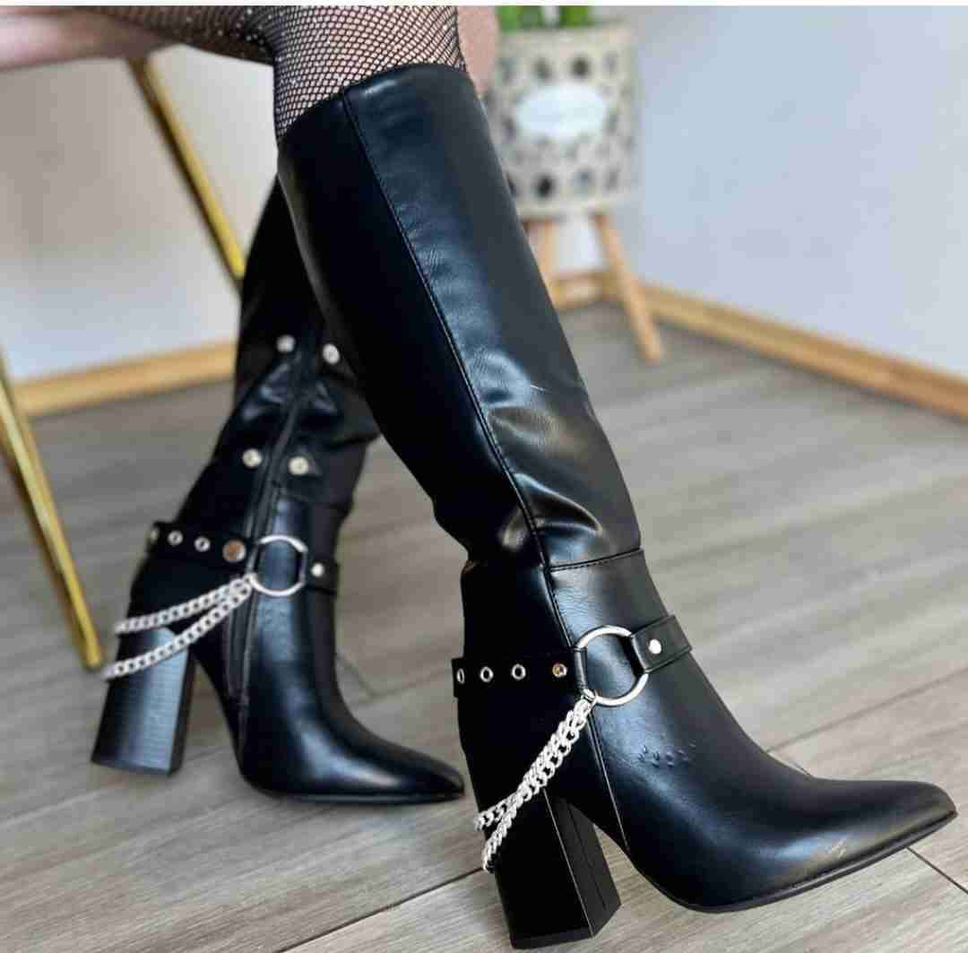 Botas negras 4 en 1 - 4