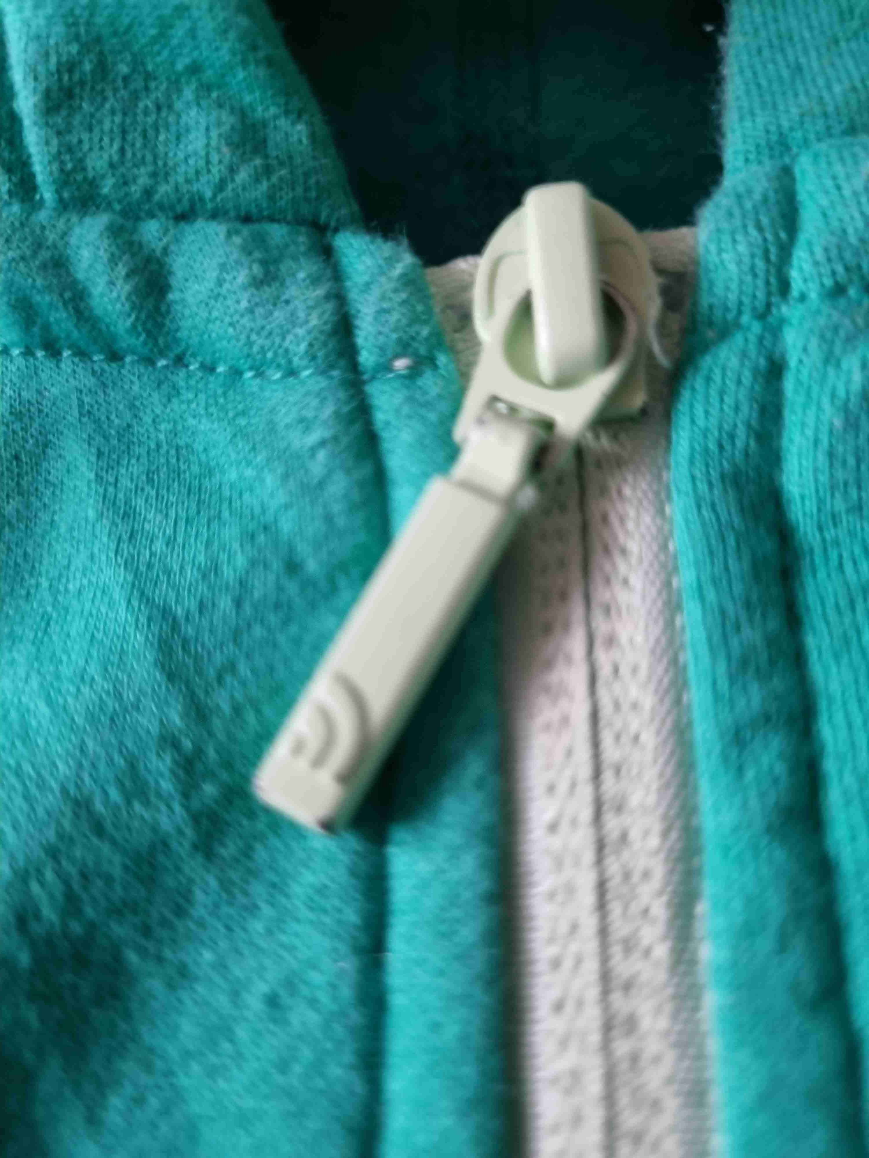 Polerón con capucha verde The North Face - 5