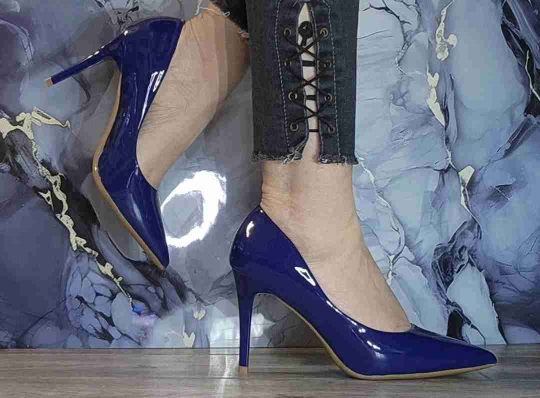 Tacones altos azul eléctrico - miniatura 2