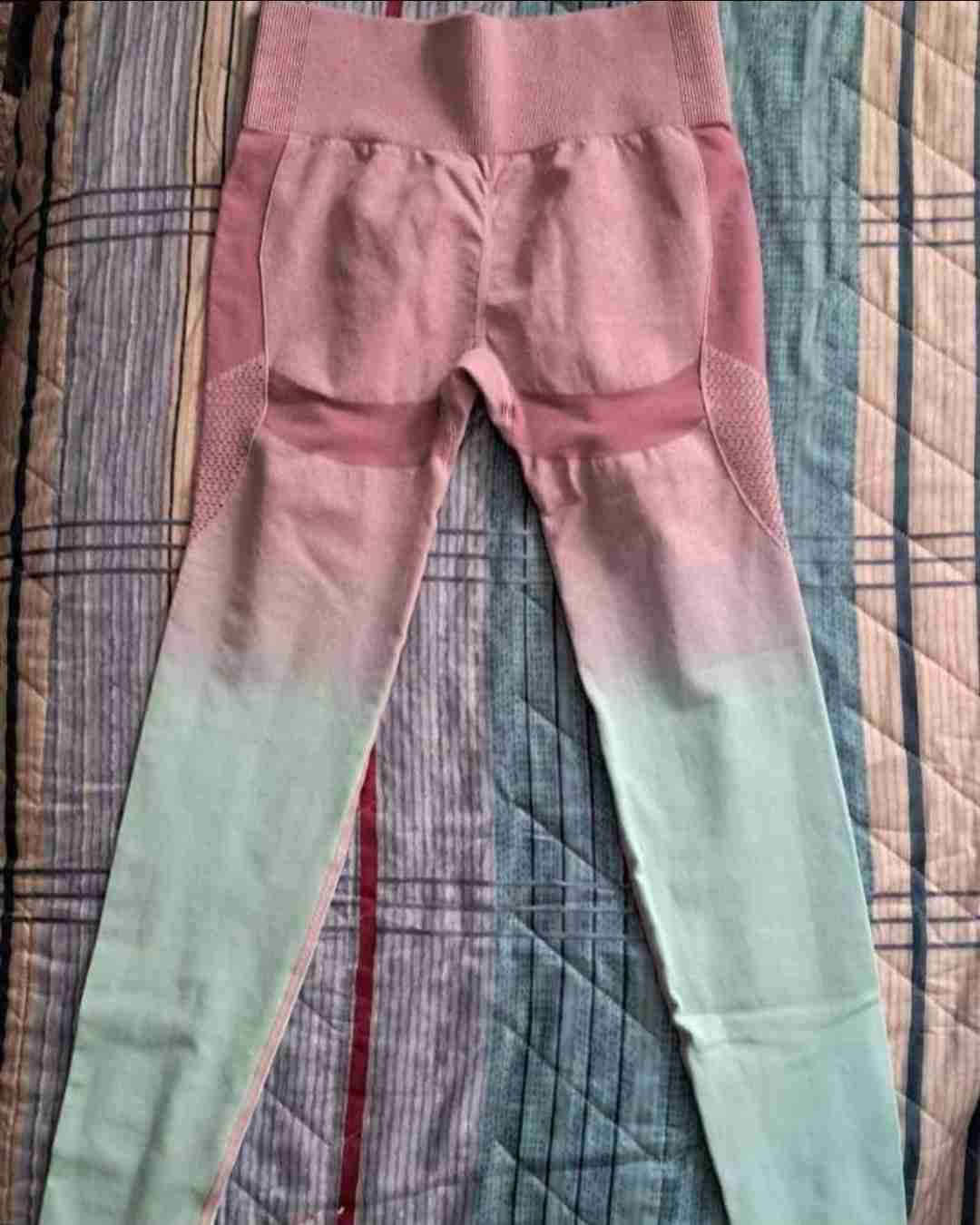 Leggings degradados rosa y verde - miniatura 2