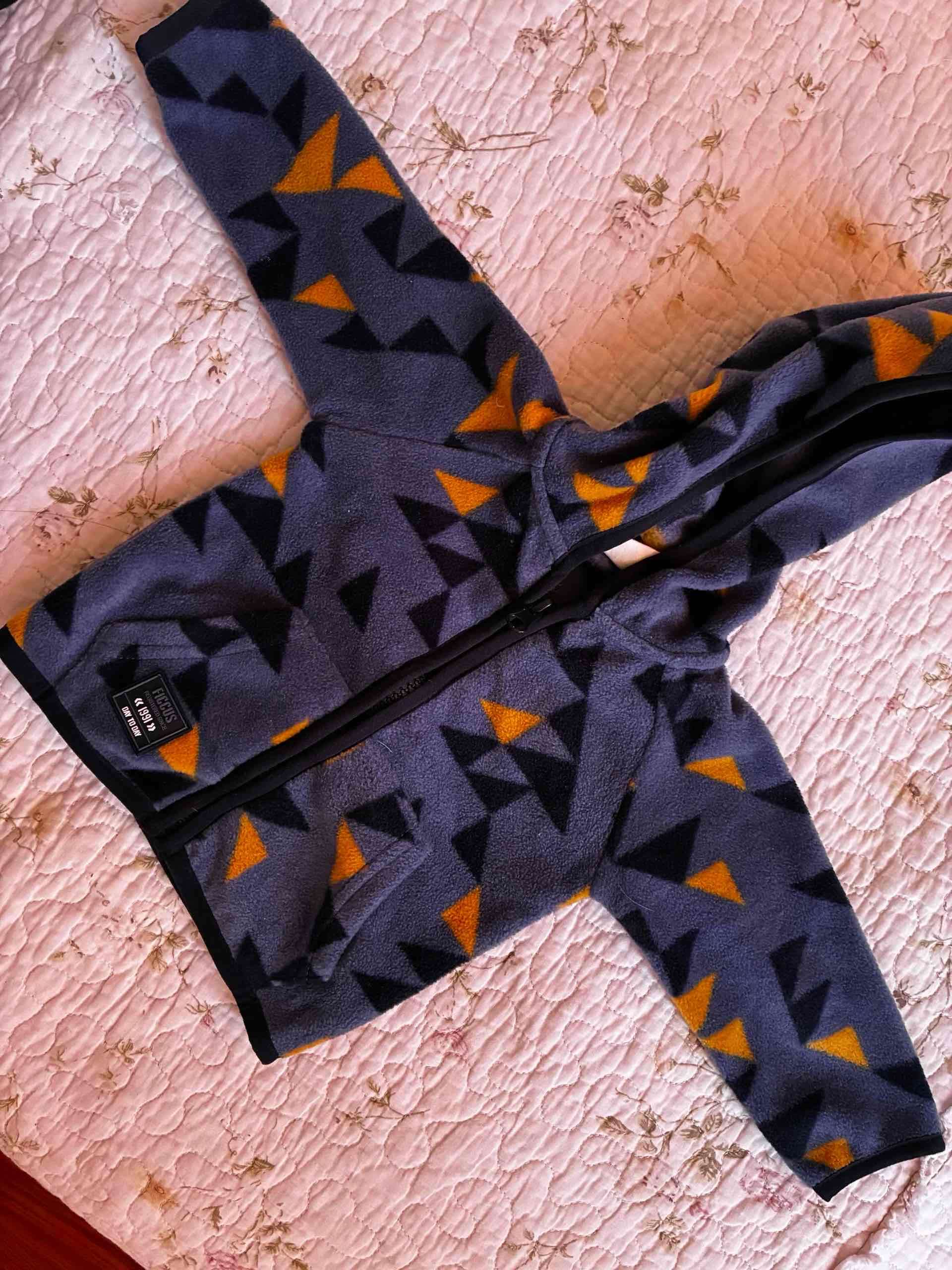 Polerón infantil con capucha estampado - 1