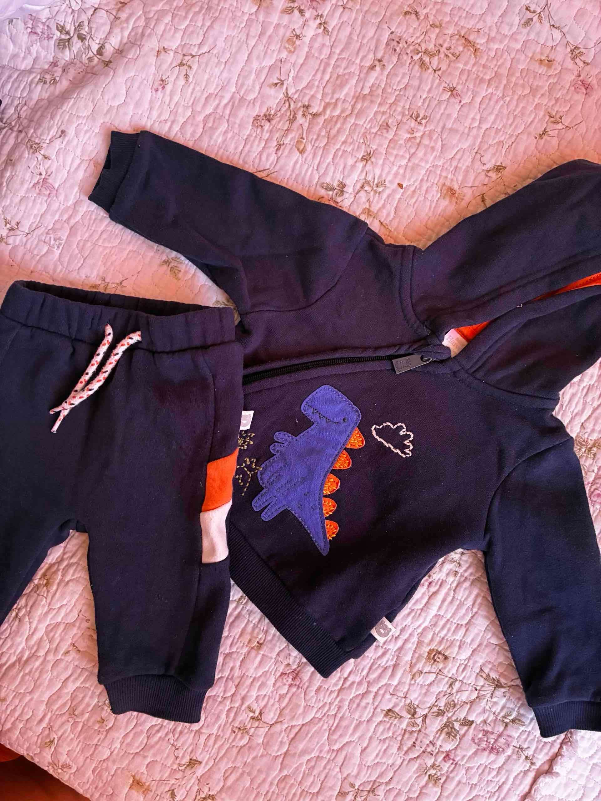 Polerón infantil con capucha estampado - 2