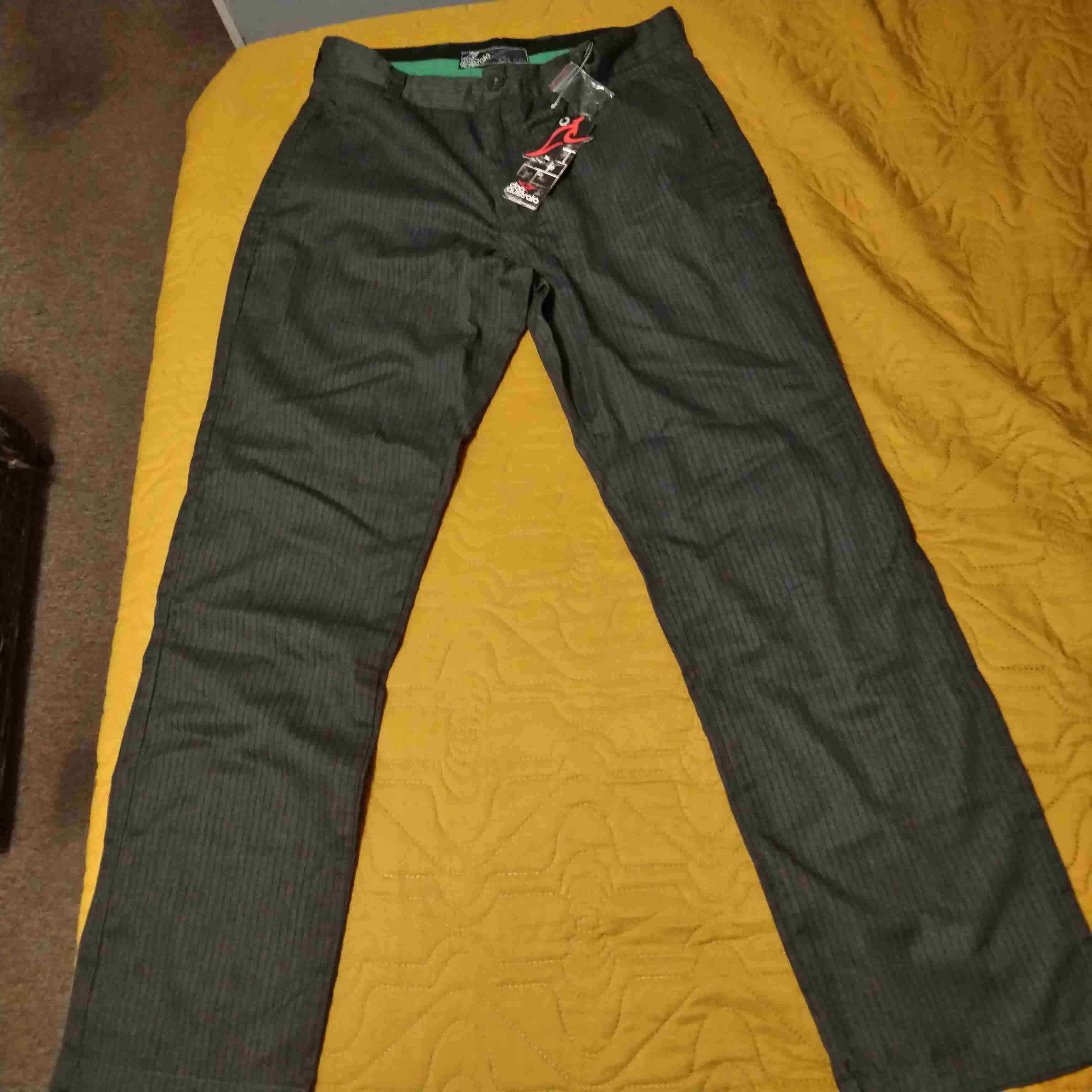 Pantalón de huaso marca "Doo Australia" - miniatura 5