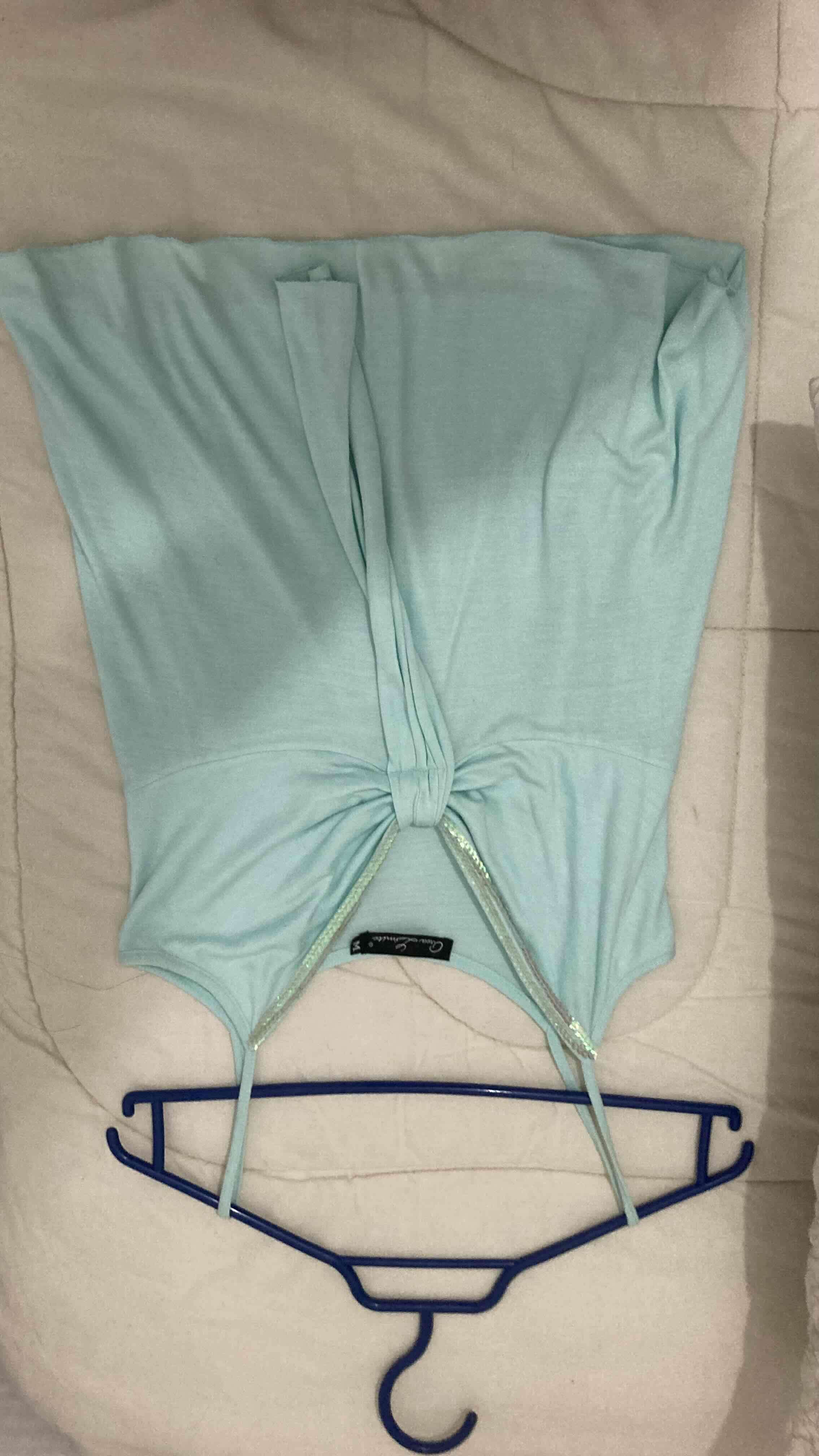 Polera verde menta con lentejuelas - miniatura 4