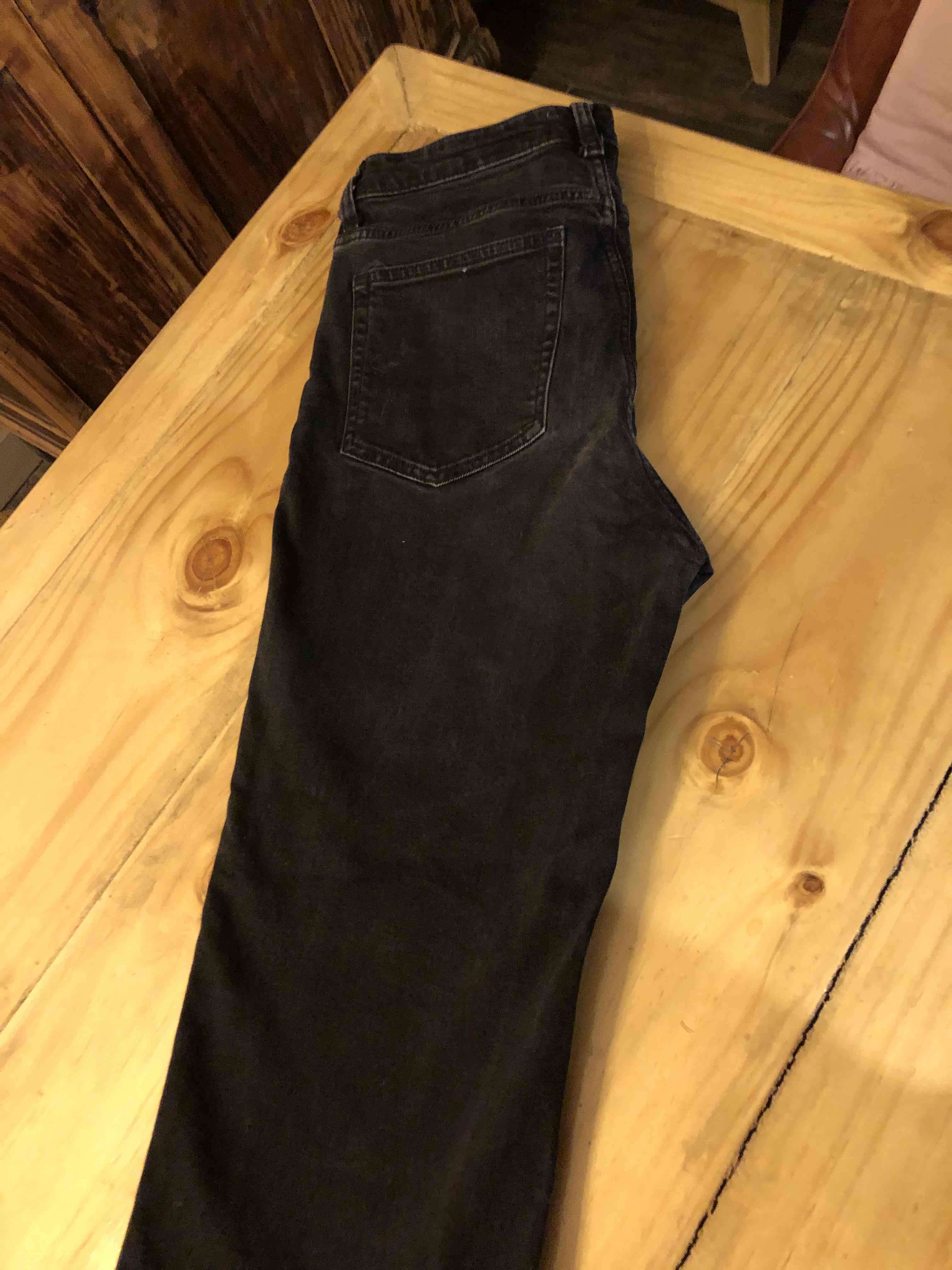 Jeans negros clásicos H&M - miniatura 3