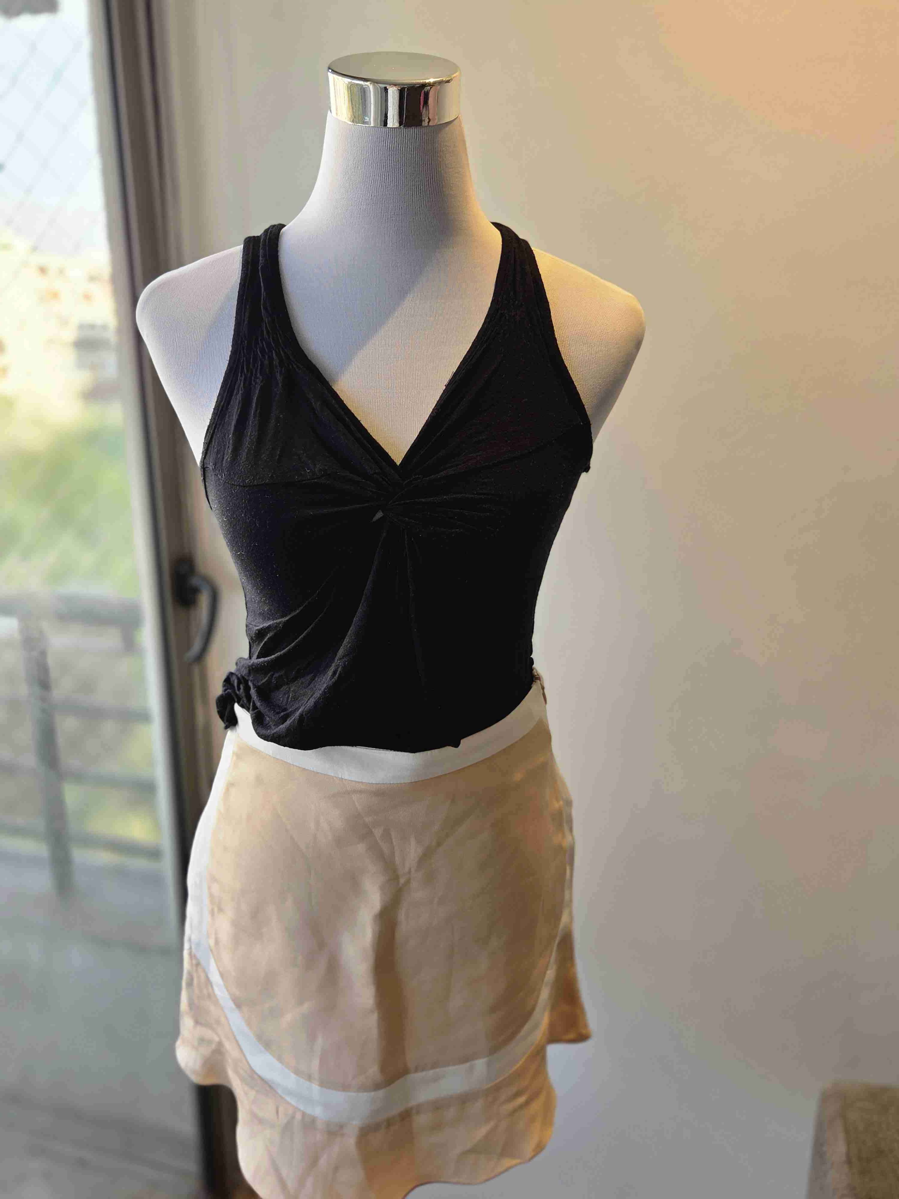 Falda satín marca brasileña - miniatura 2