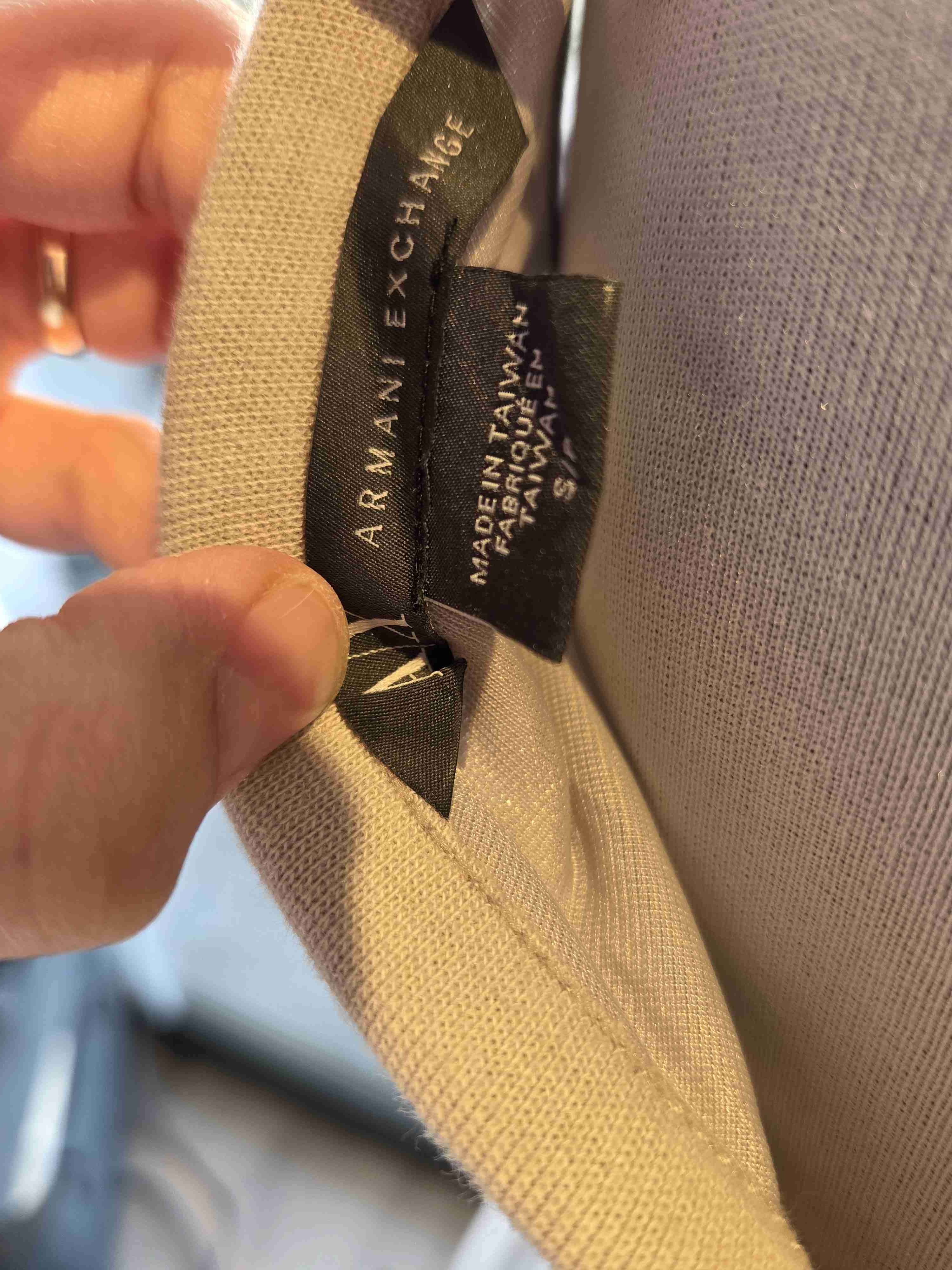 Vestido beige corto con cinturón - miniatura 5