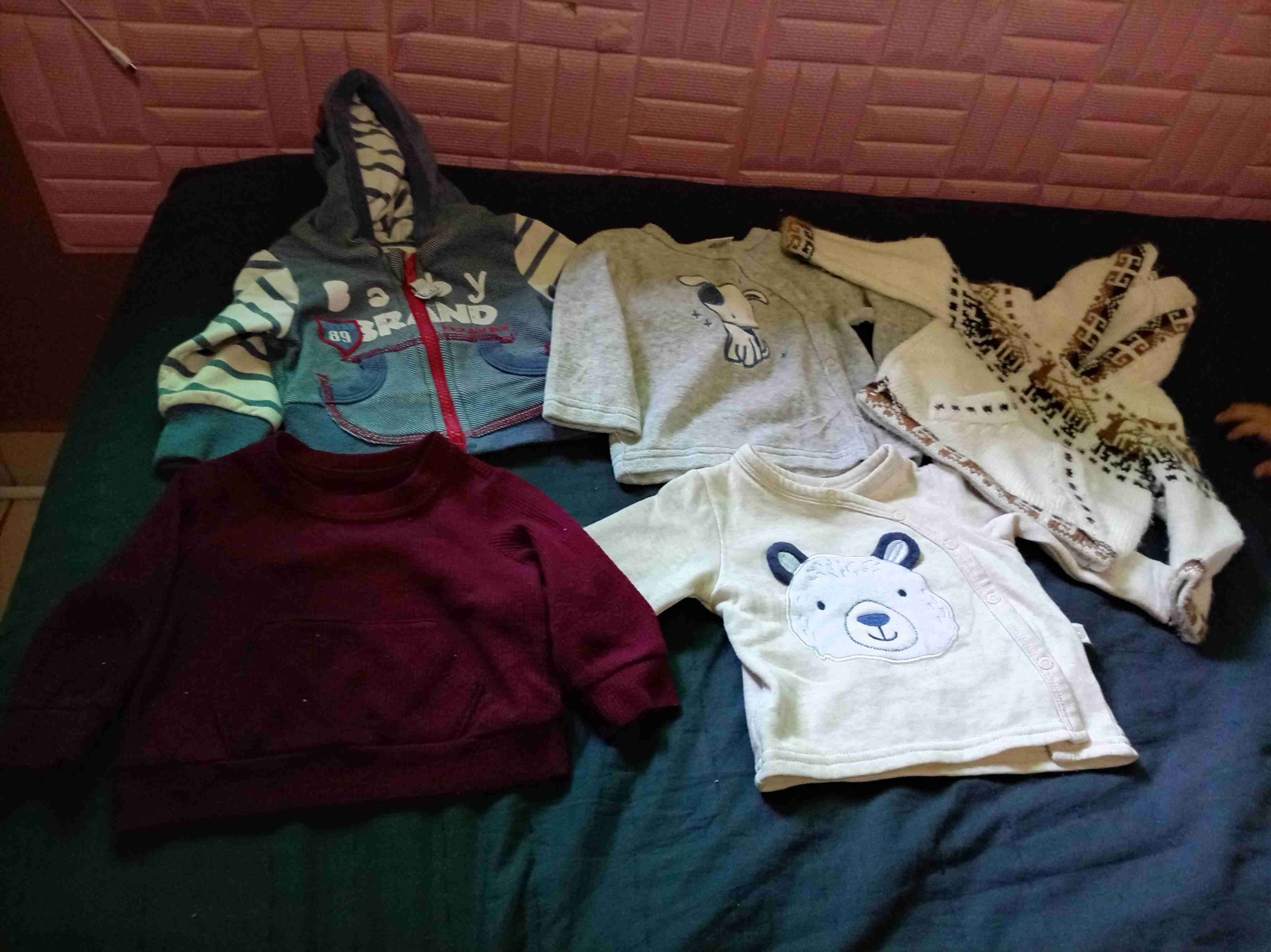 Lote de pijamas de bebé variados - miniatura 4