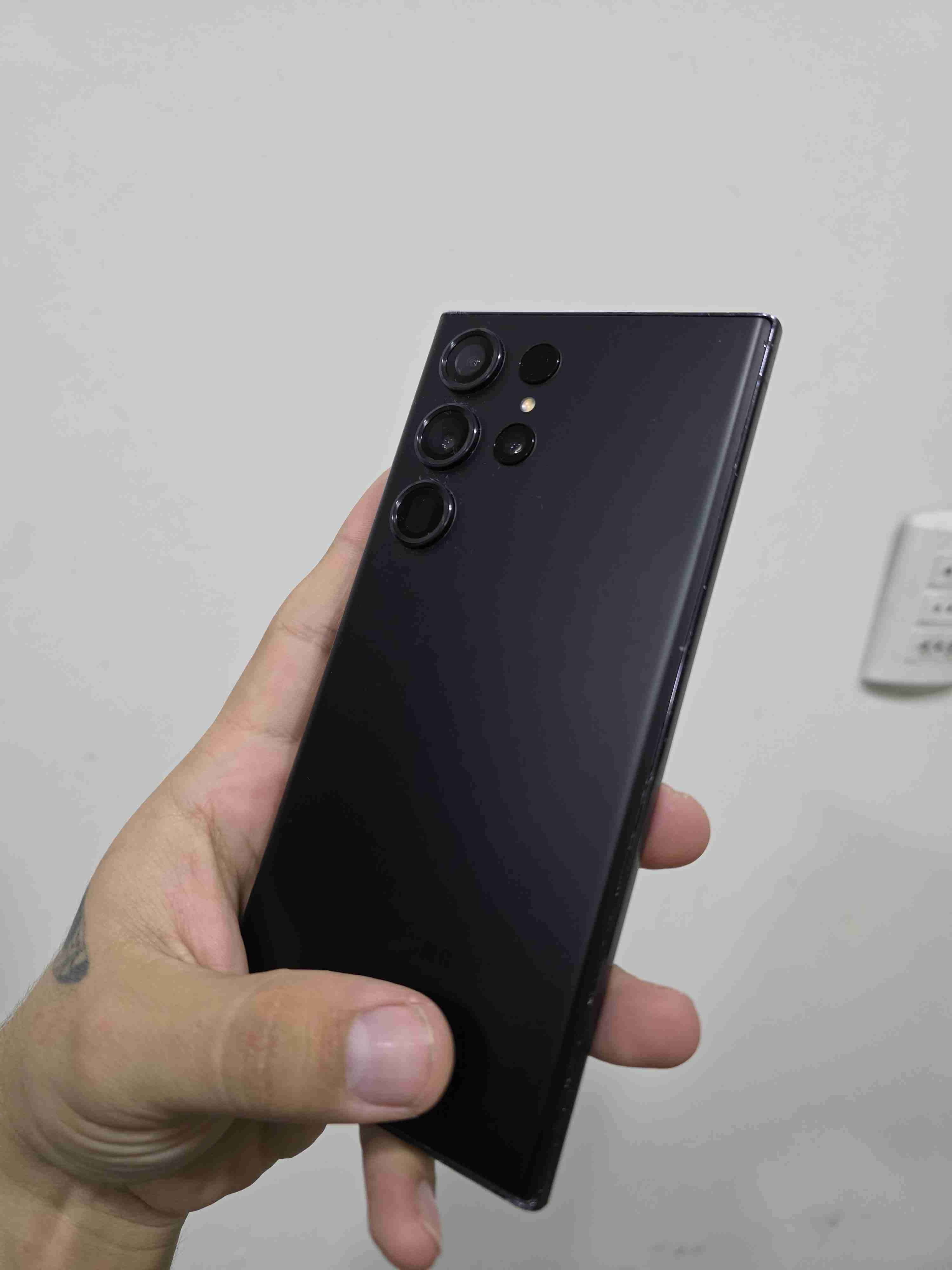 Samsung Galaxy S23 Ultra 512gb + Galaxy Buds Fe - miniatura 2