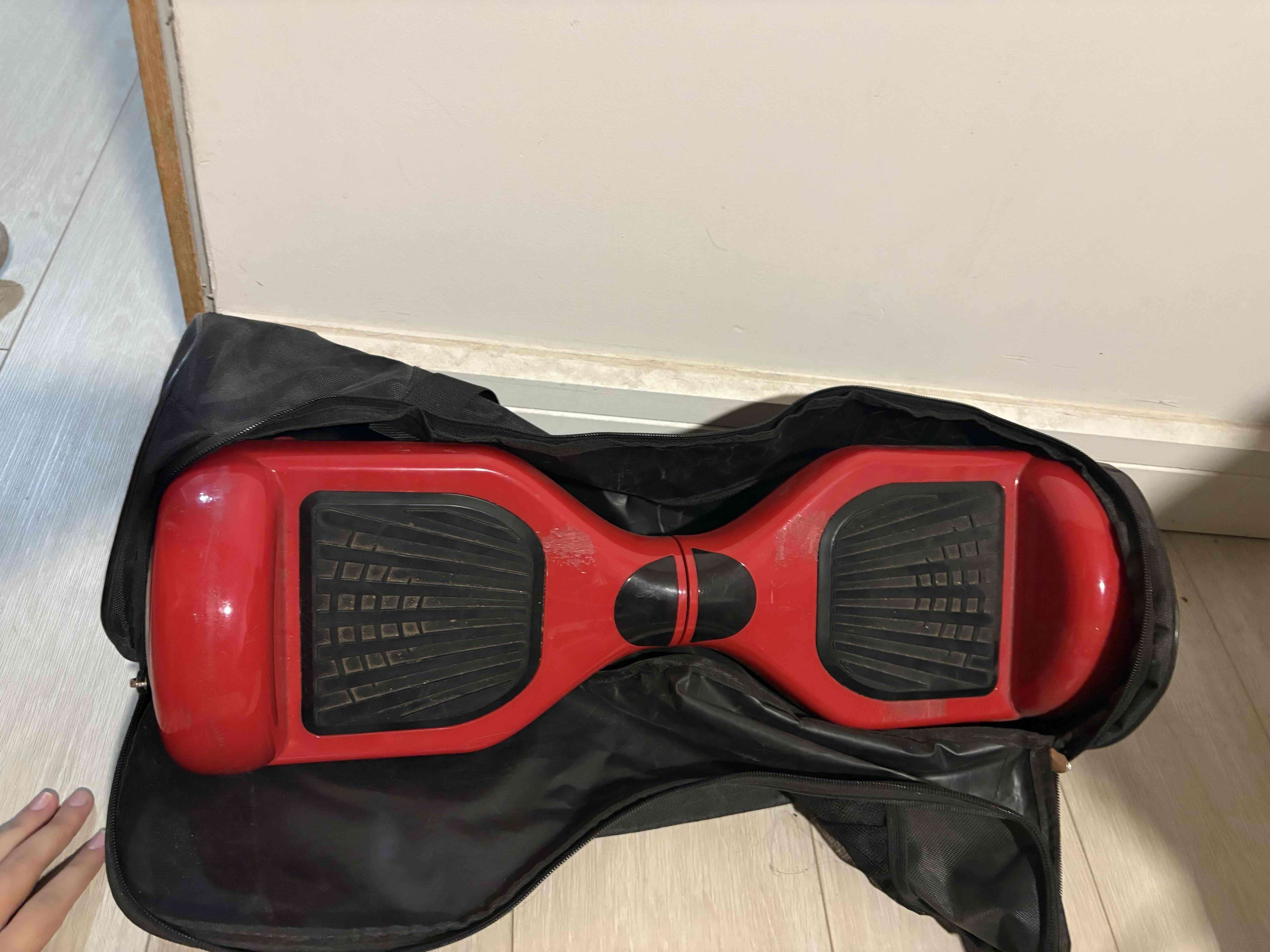 Hoverboard rojo en bolsa - 1