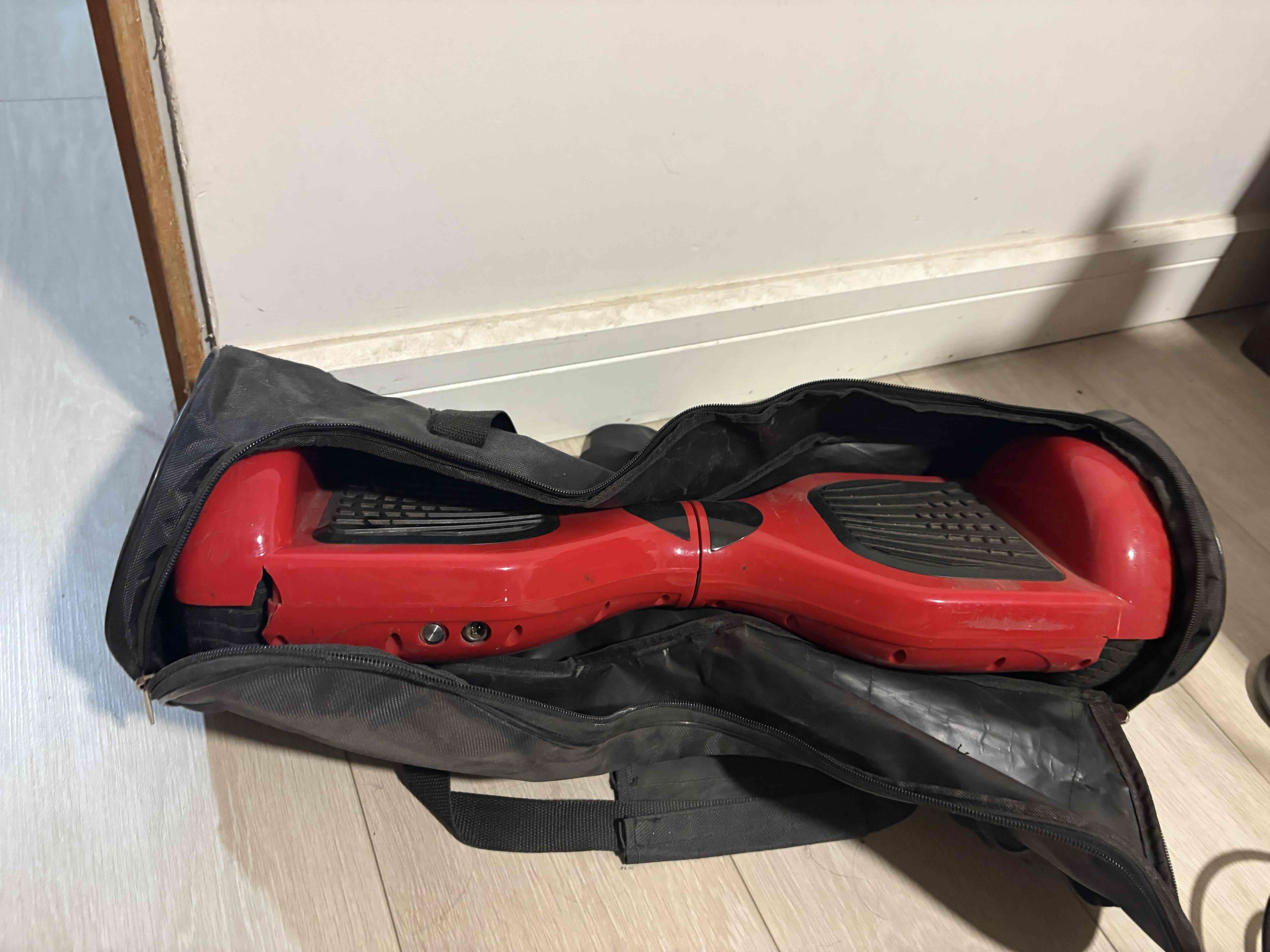 Hoverboard rojo en bolsa - 2