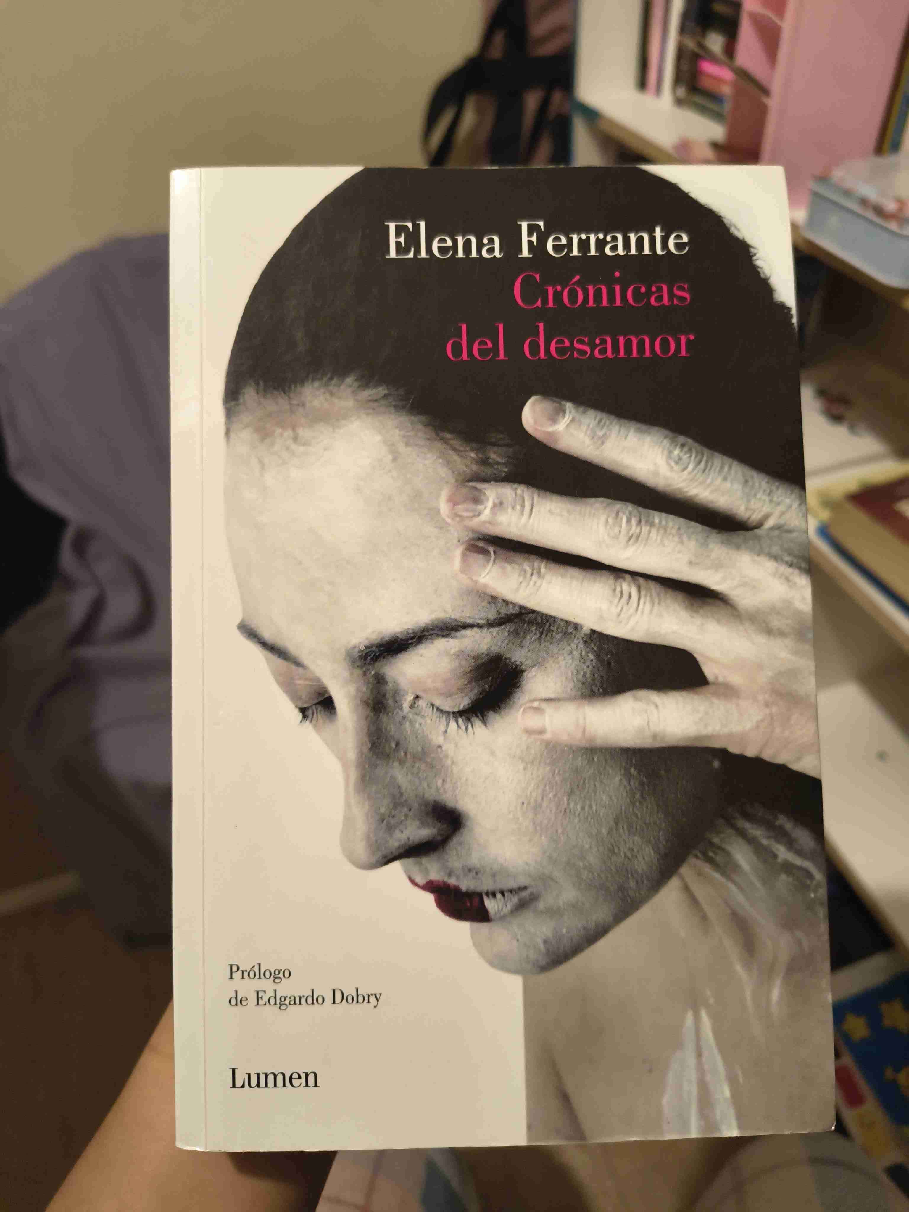 Libro 'Crónicas del desamor' de Elena Ferrante - 1