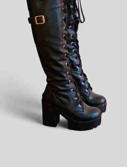 Botas de cuero negras con plataforma - 1