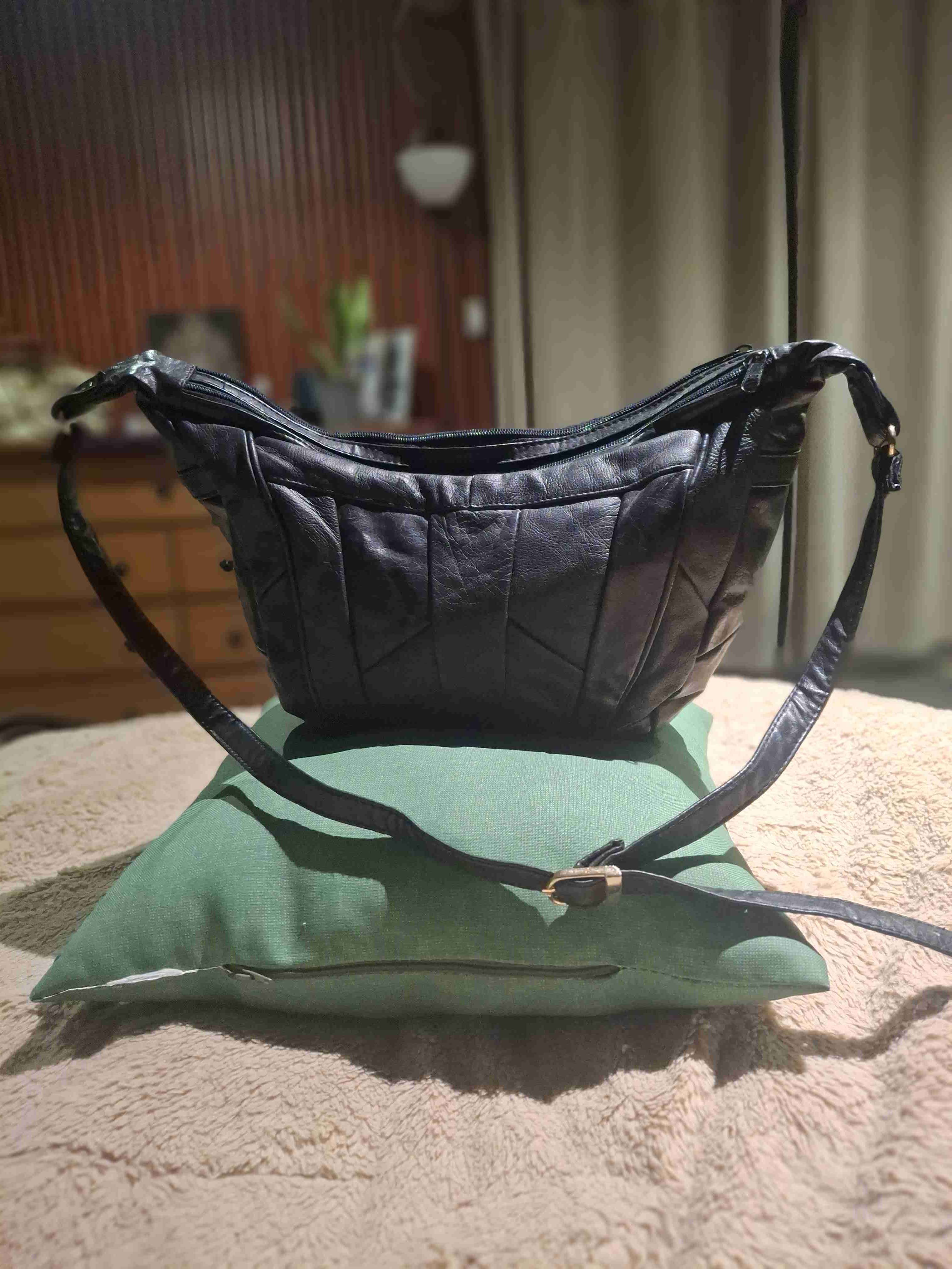 Bolso de mano de cuero