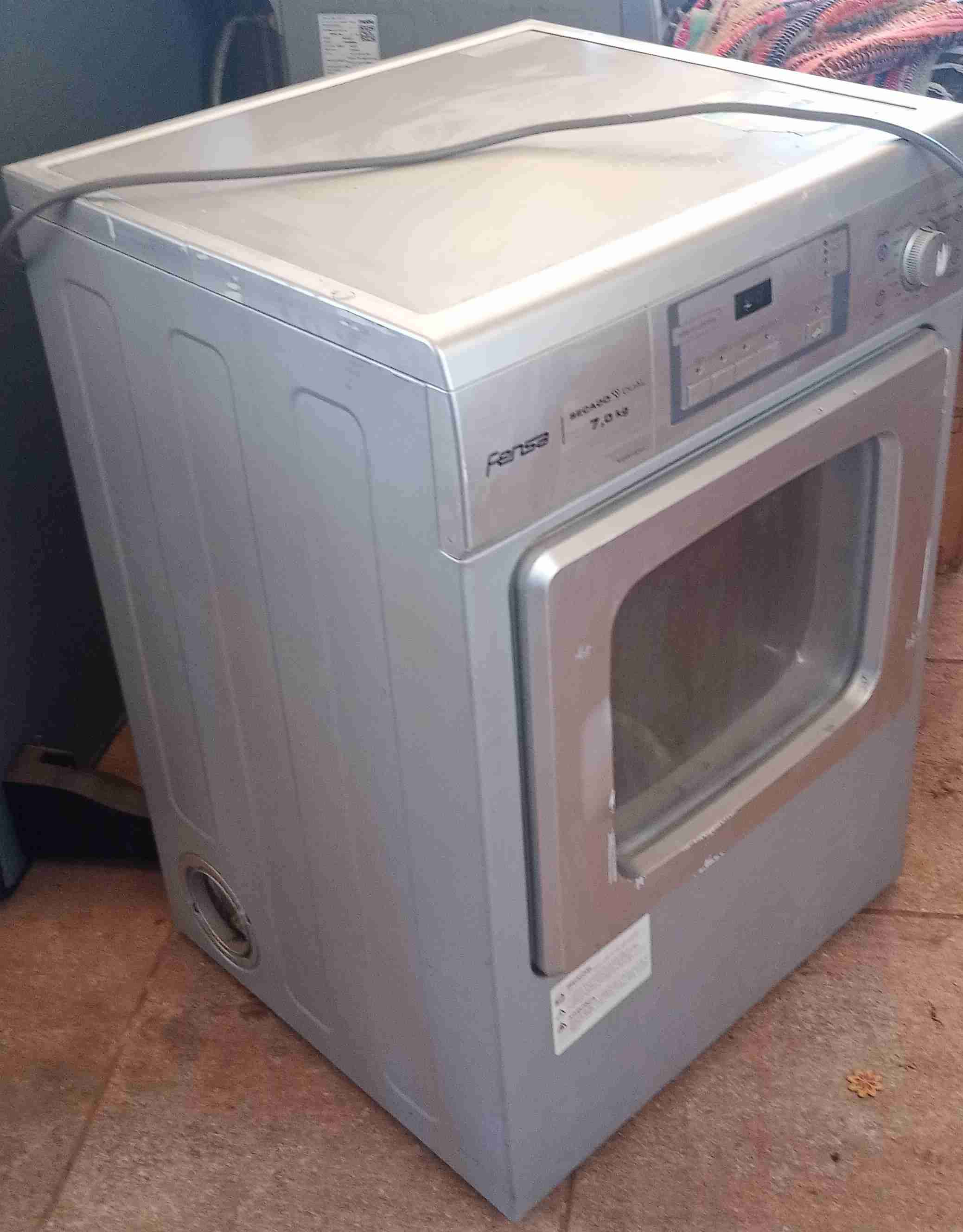 Secadora de ropa 7kg - miniatura 2