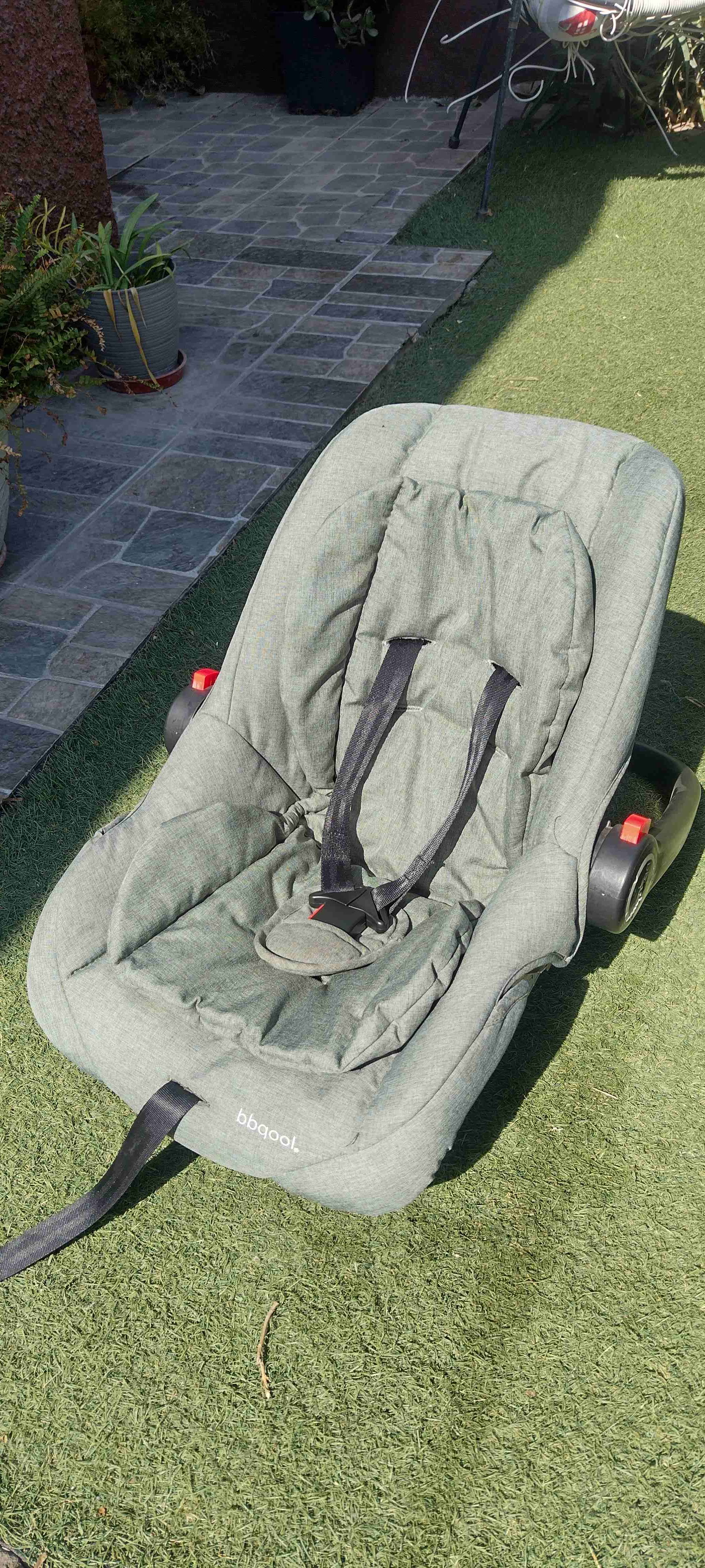 Silla de auto para bebé verde - miniatura 2