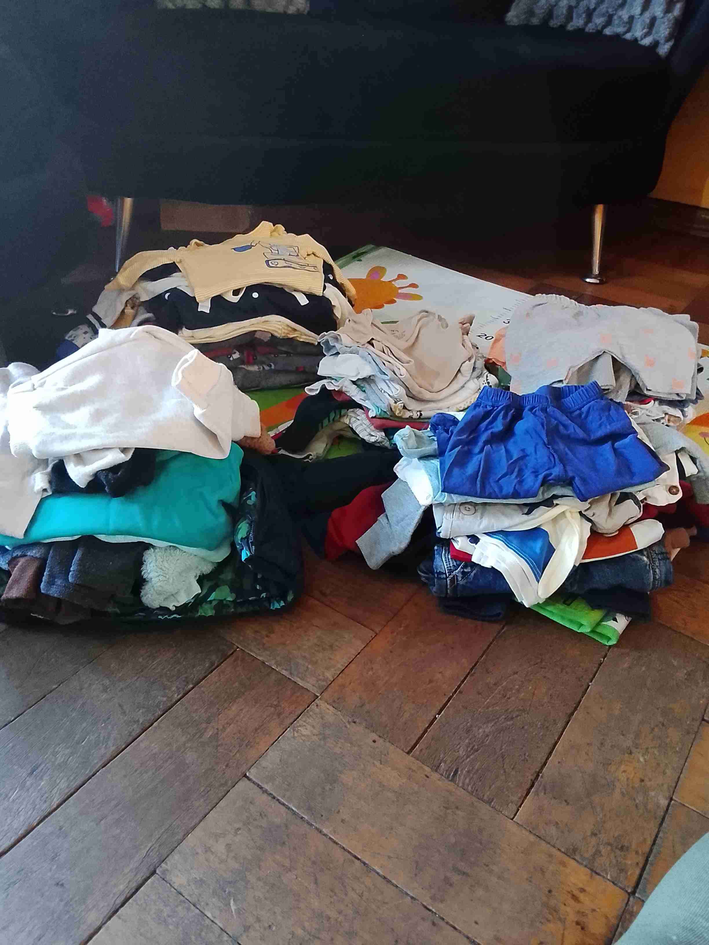 Lote de ropa infantil variada