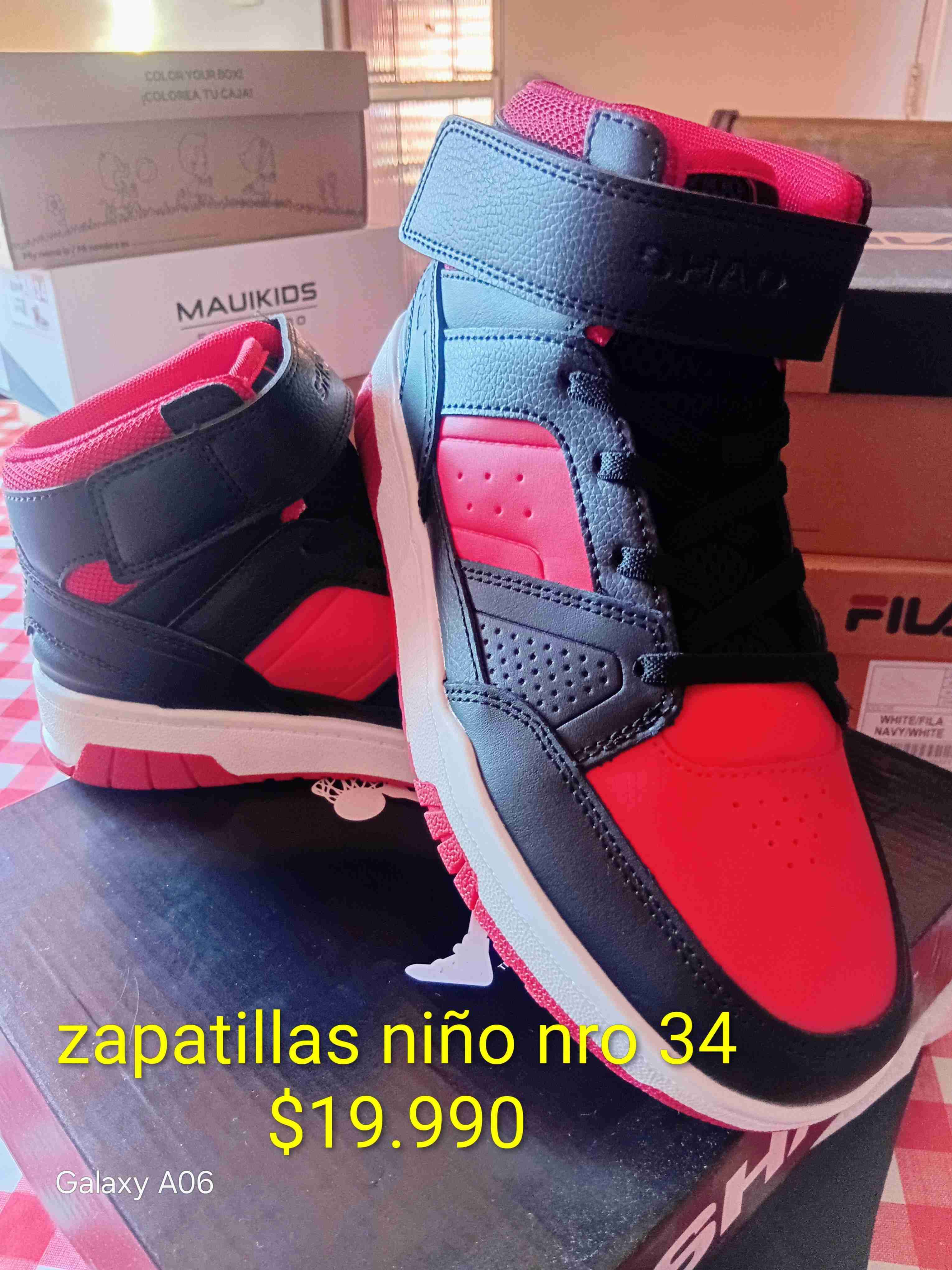 Zapatillas niño Fila negras - miniatura 3