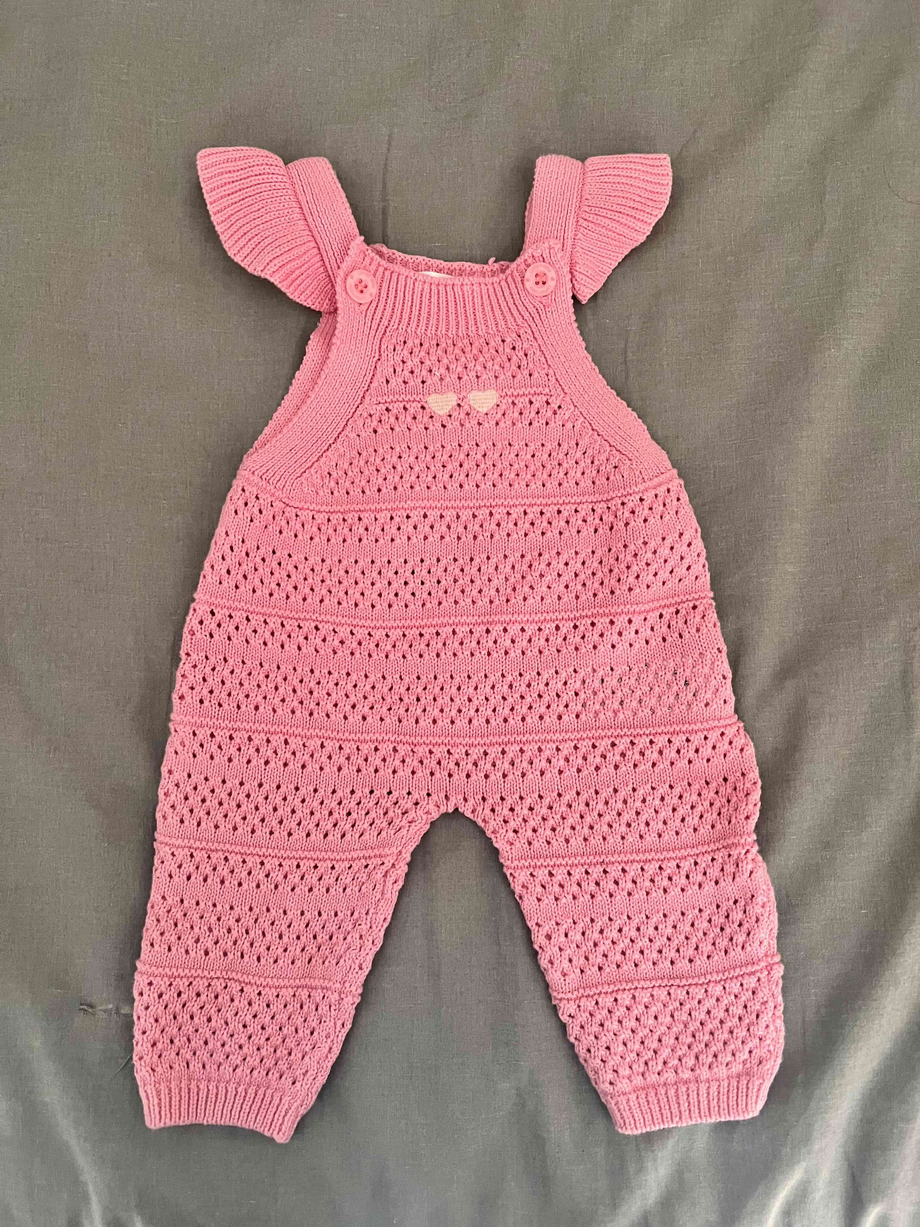 Enterito de bebé rosa tejido - miniatura 1