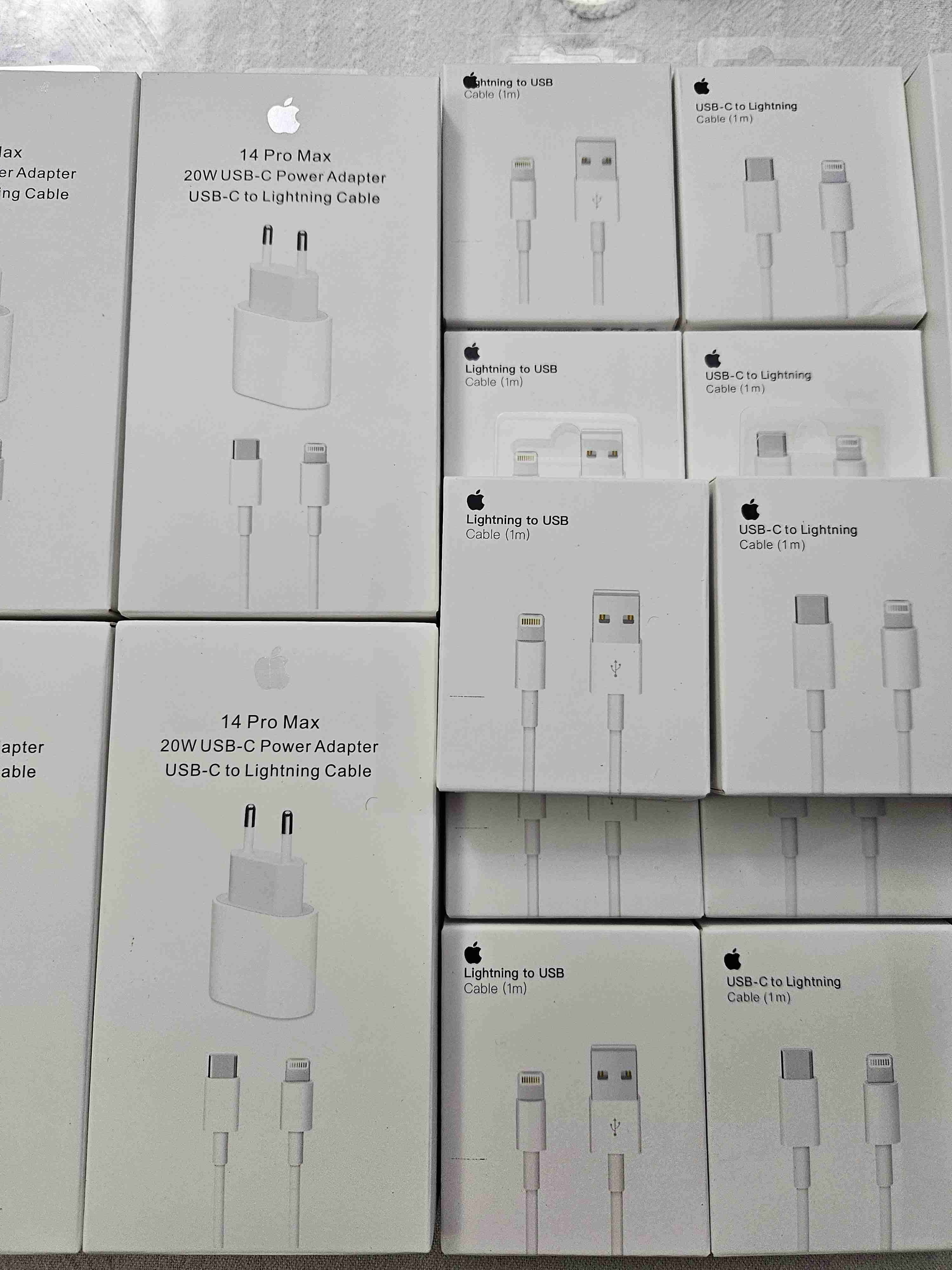 Cargador Samsung 45W y Cargador de Iphone original - miniatura 3