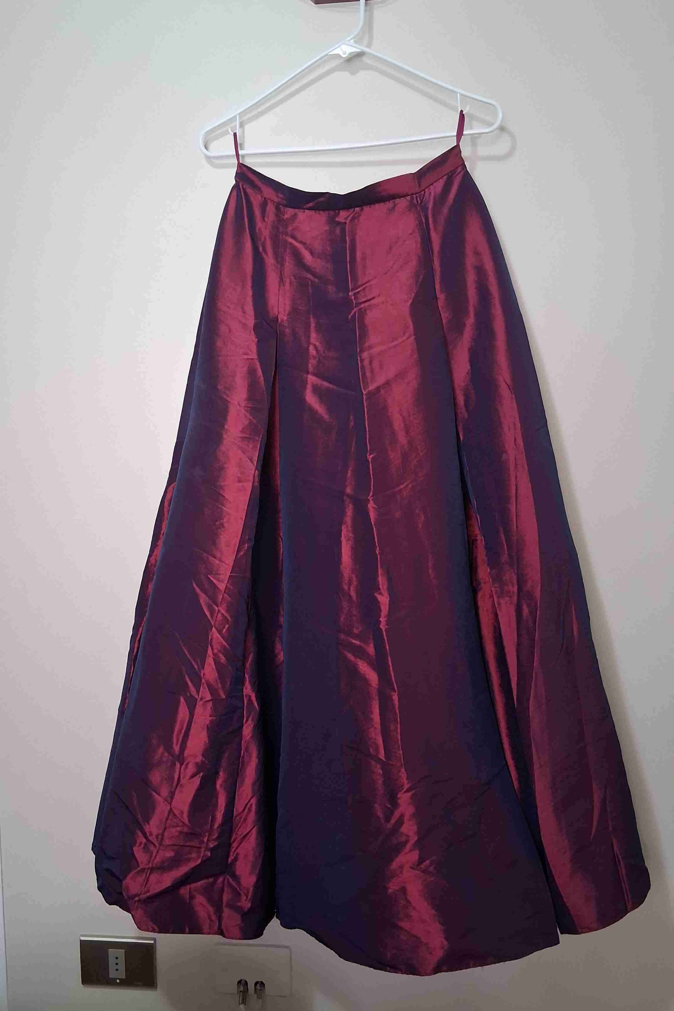 Vestido de Gala burdeo tornasol - 9