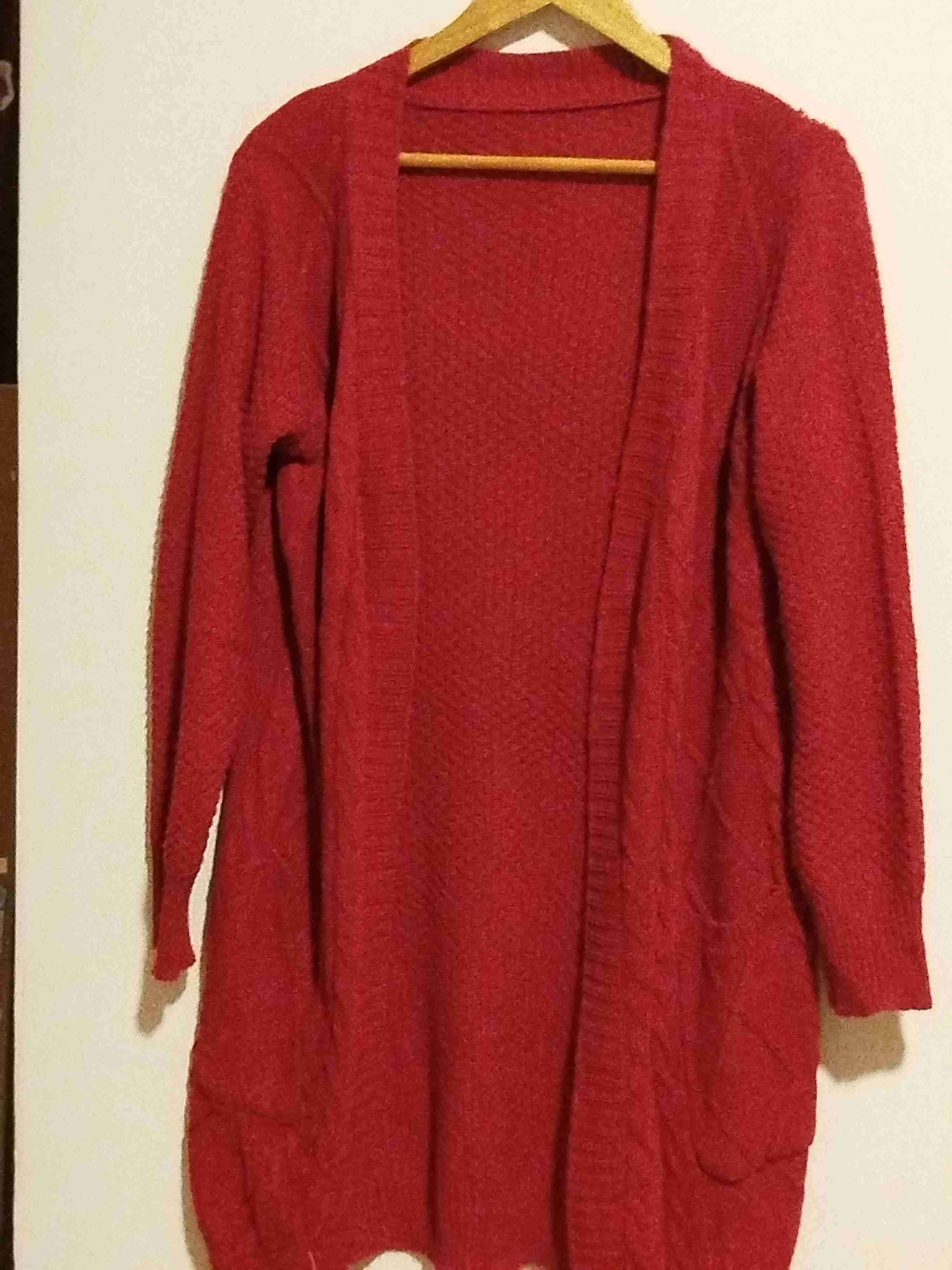 Cardigan rojo largo