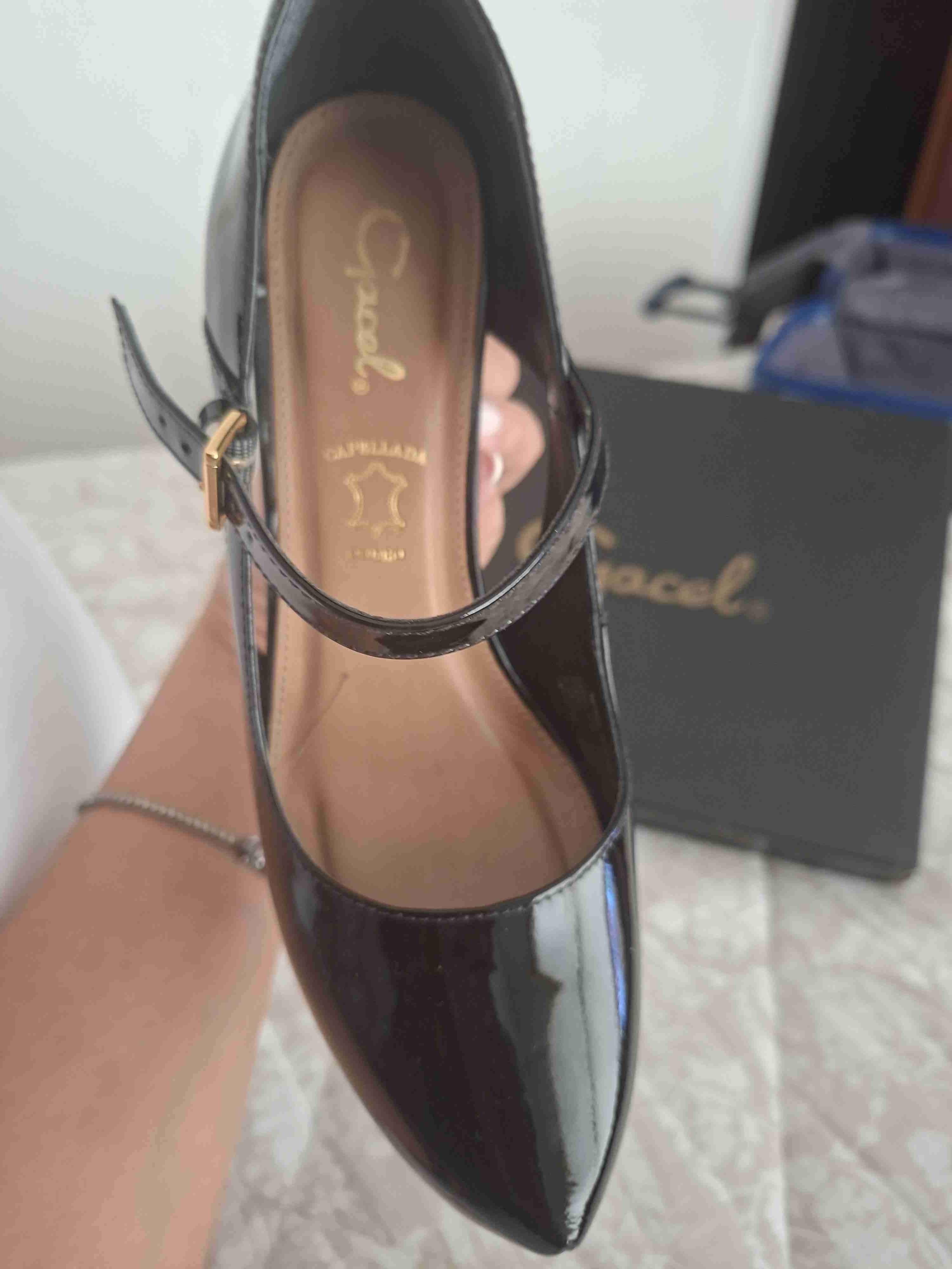 Zapatos de taco alto negros - miniatura 2