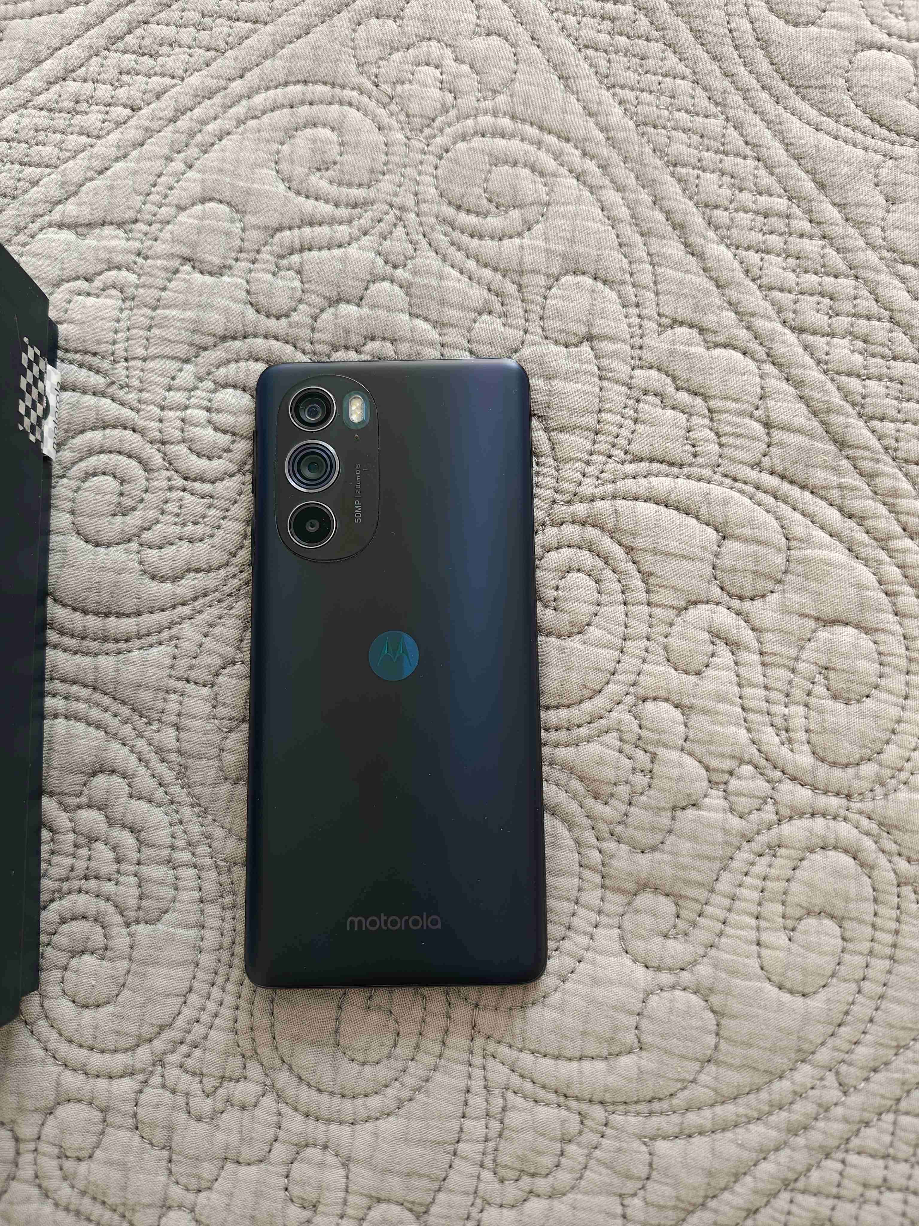 Smartphone Motorola Edge 30 Pro 5G - miniatura 2