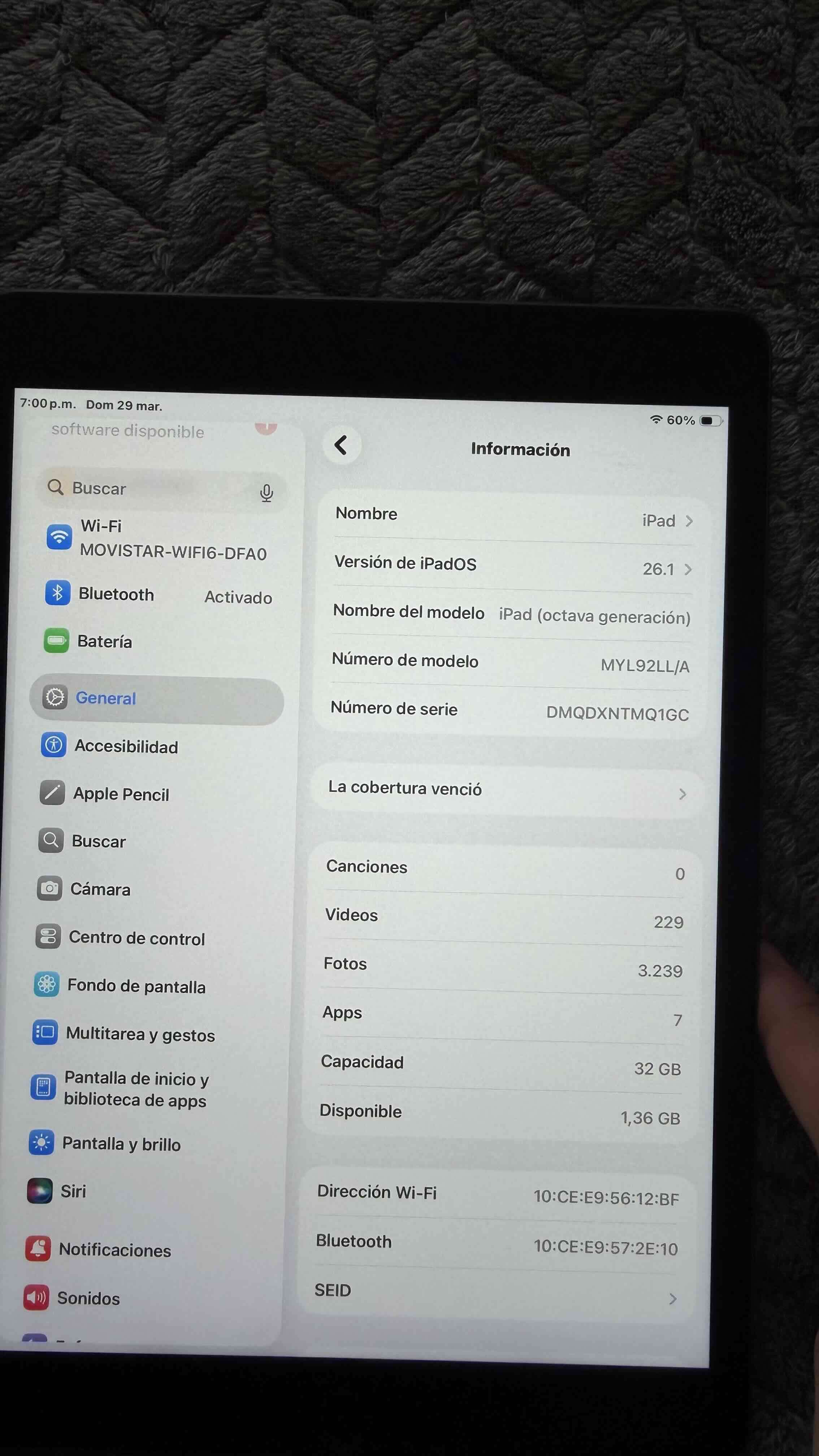 Tablet de 10 pulgadas en buen estado - miniatura 4