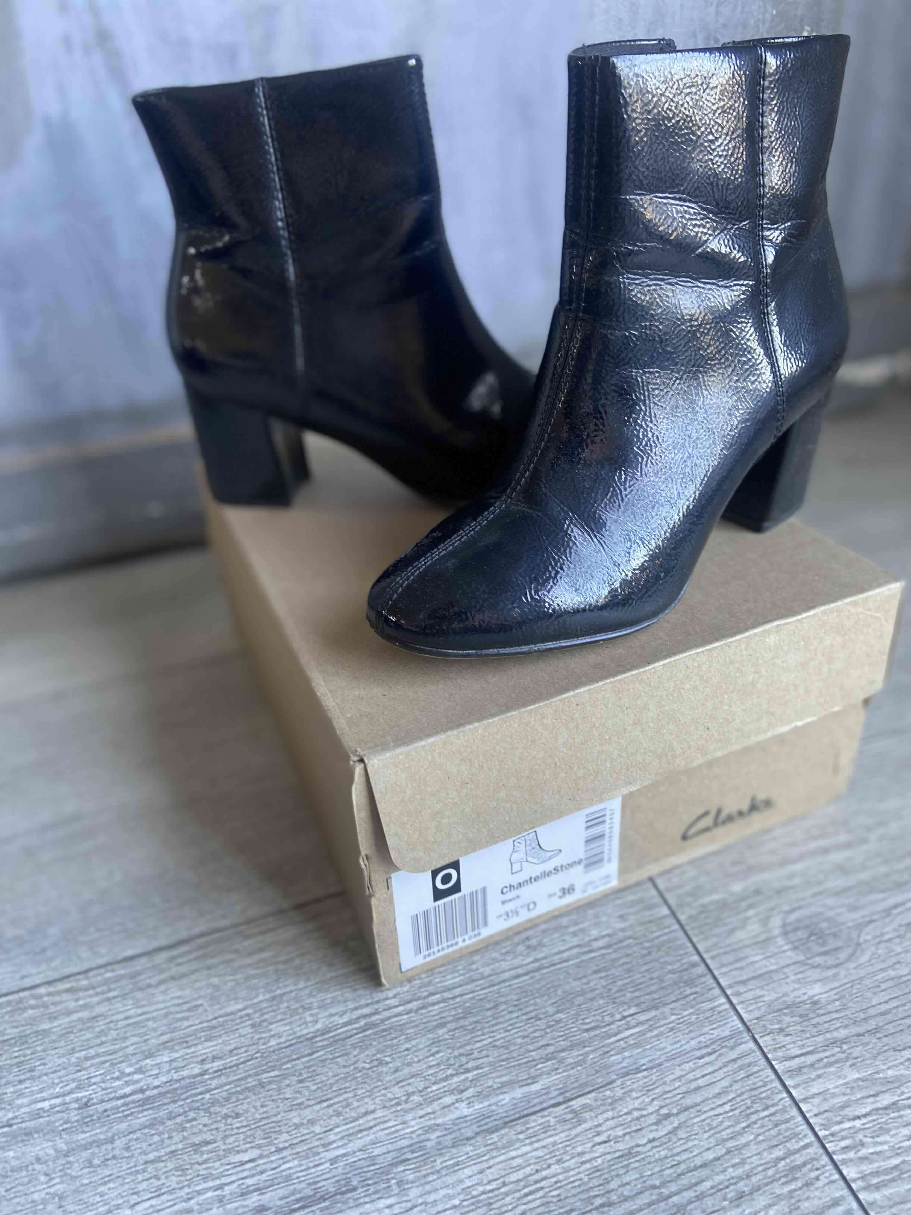 Botines negros de cuero - miniatura 1