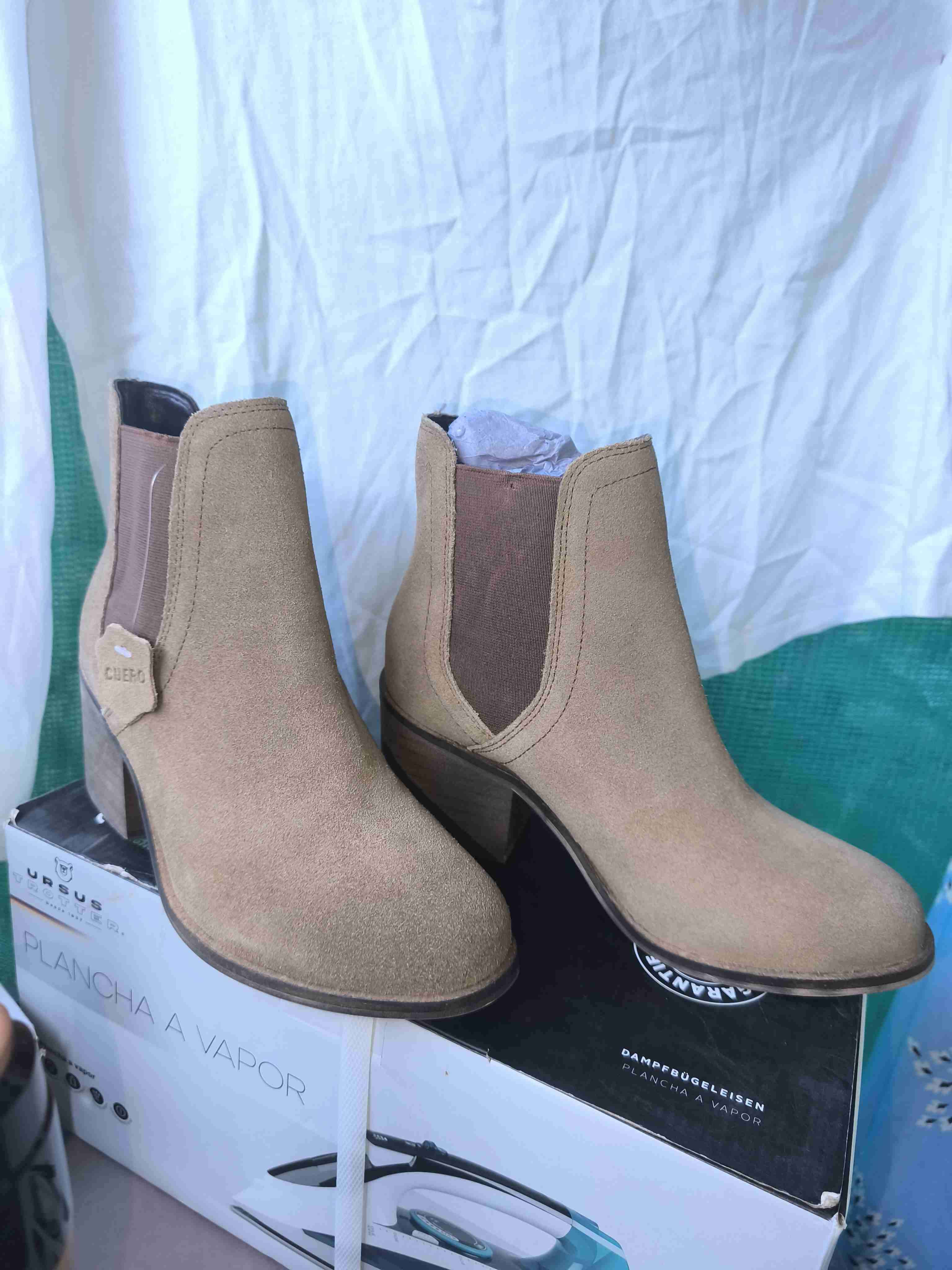 Botines beige de gamuza - miniatura 4