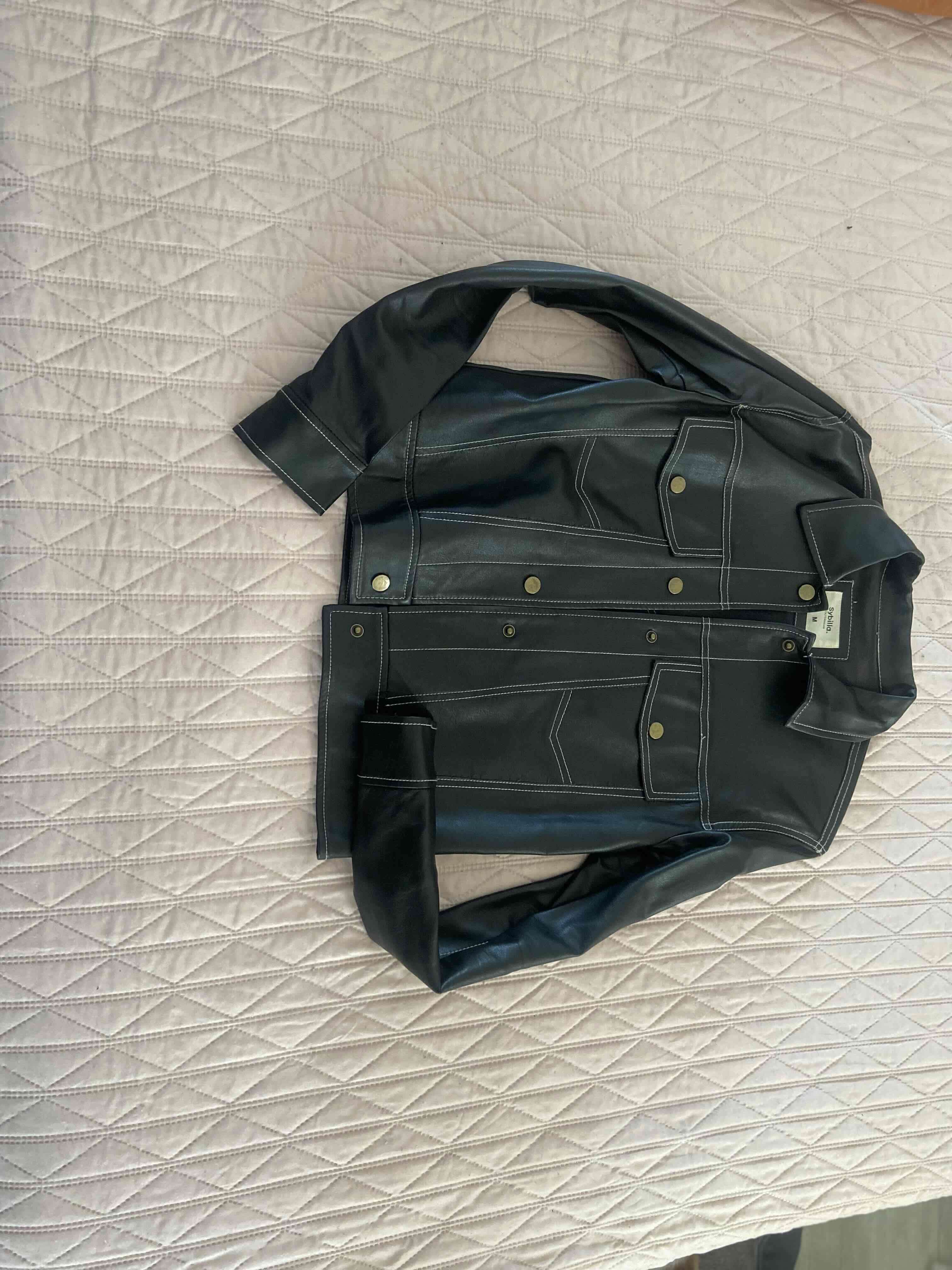 Chaqueta negra de cuero - 2