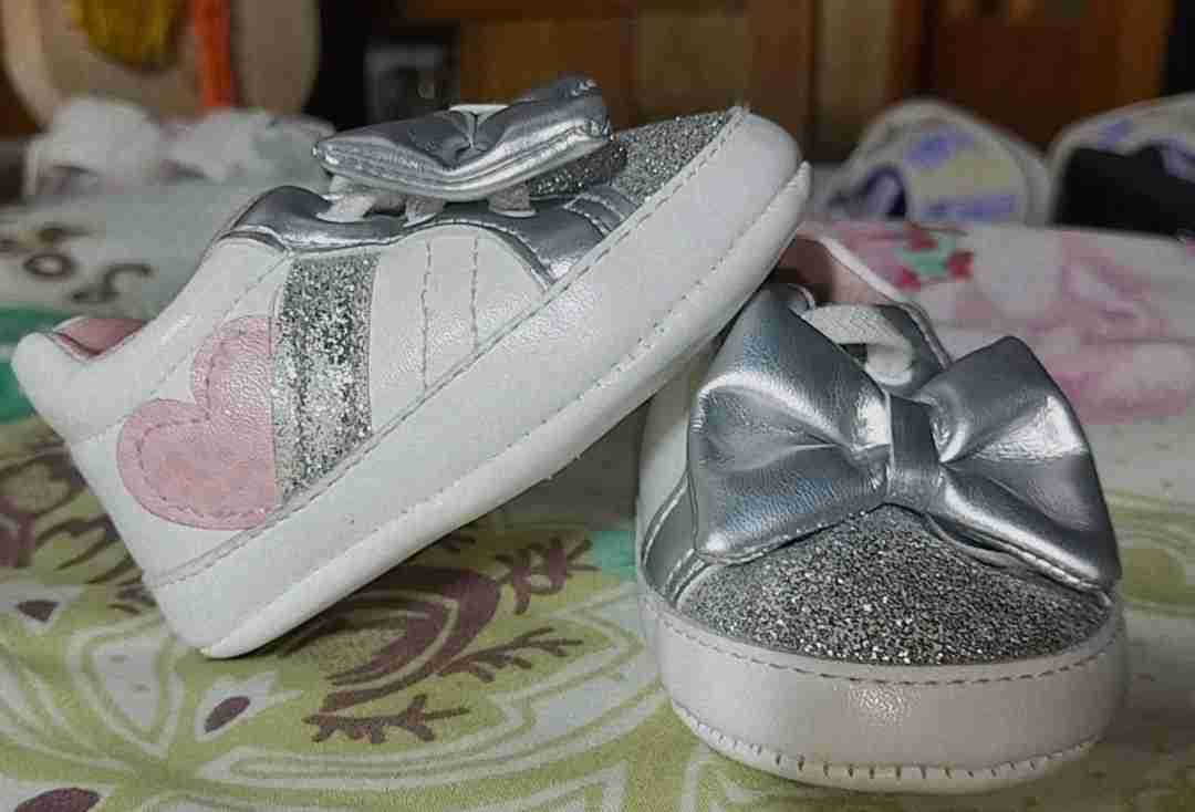 Zapatillas de bebé rosadas - miniatura 3