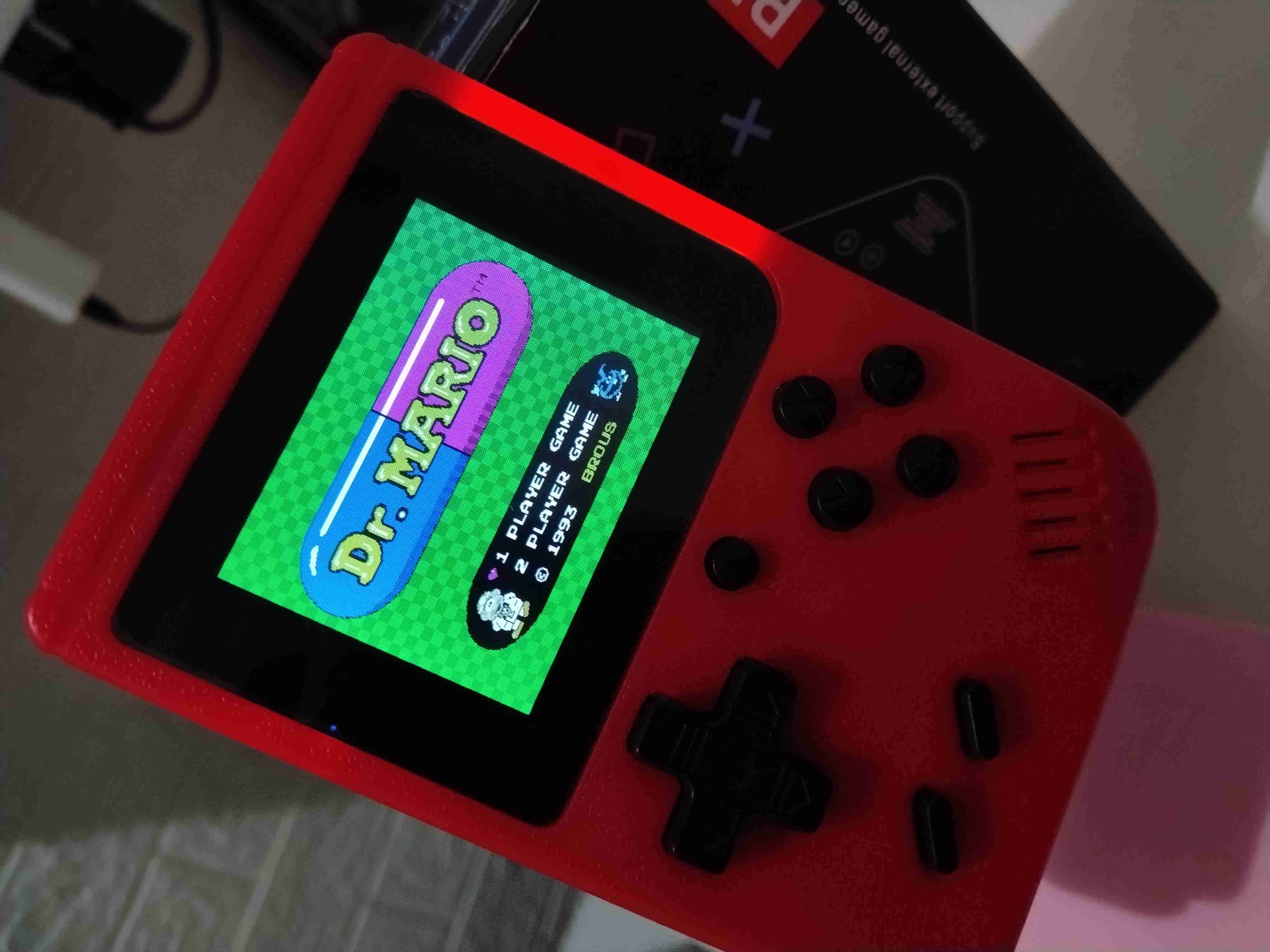 Consola portátil retro roja NES 8 bits 400 juegos - miniatura 1