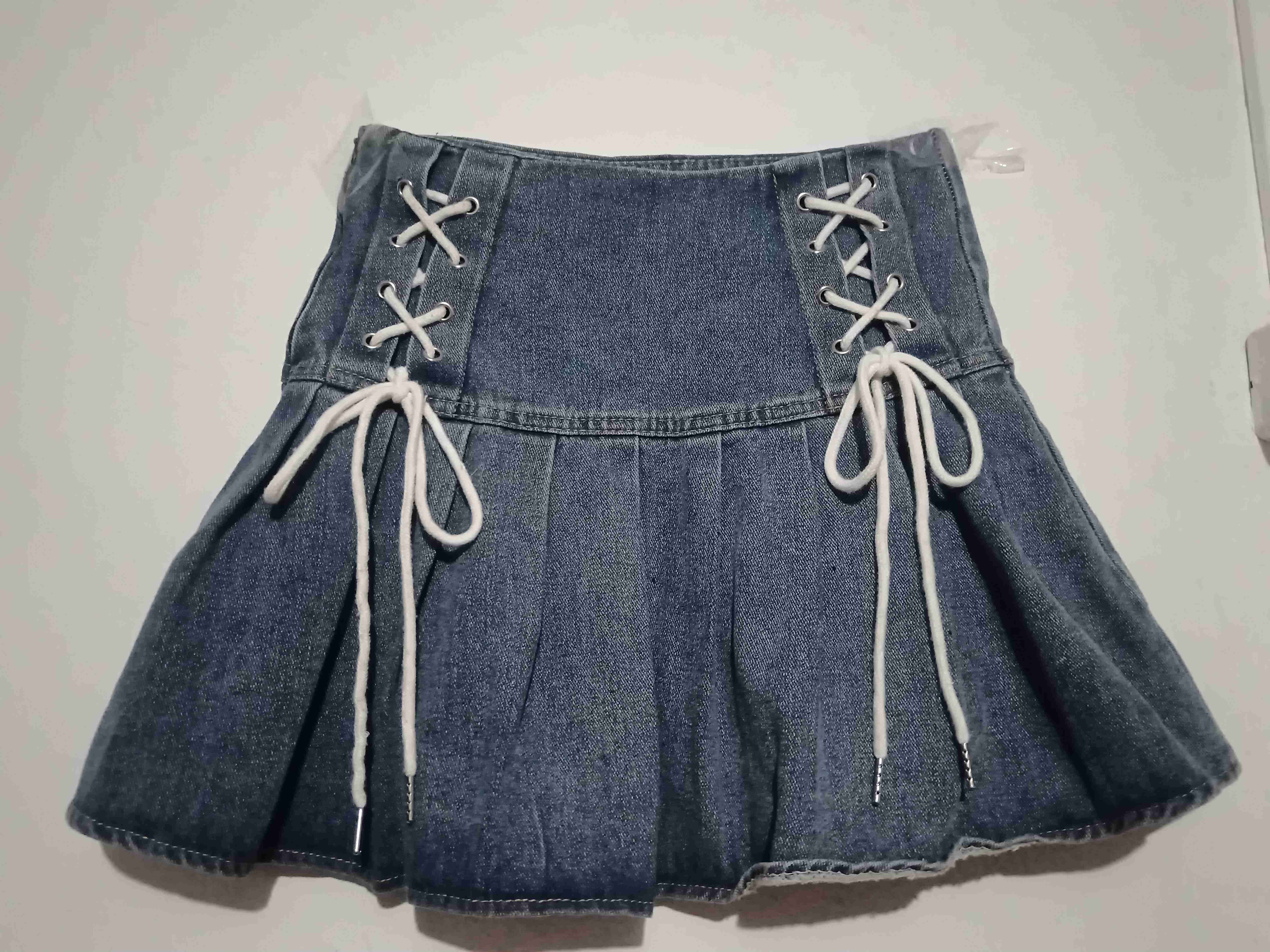 Falda corta de mezclilla - miniatura 1